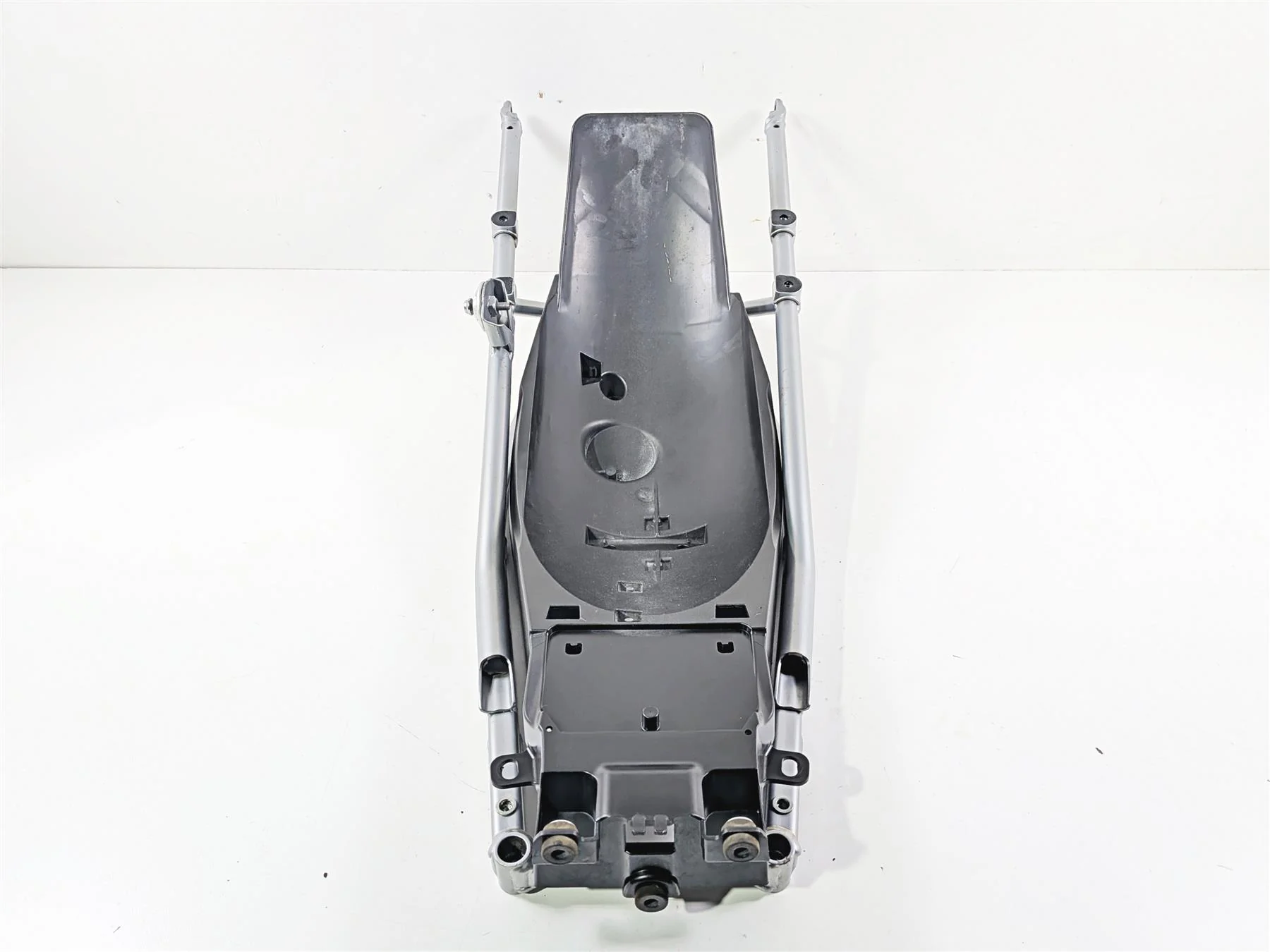 2016 BMW R1200 GS K50 Subframe & Inner Fender 46518354222 - Image 8