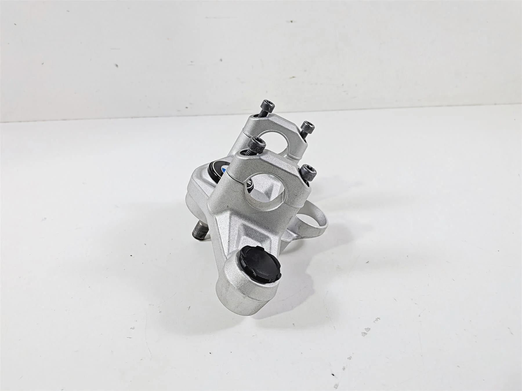 2016 BMW R1200 GS K50 Upper Triple Tree Steering Clamp 31428555849 - Image 5