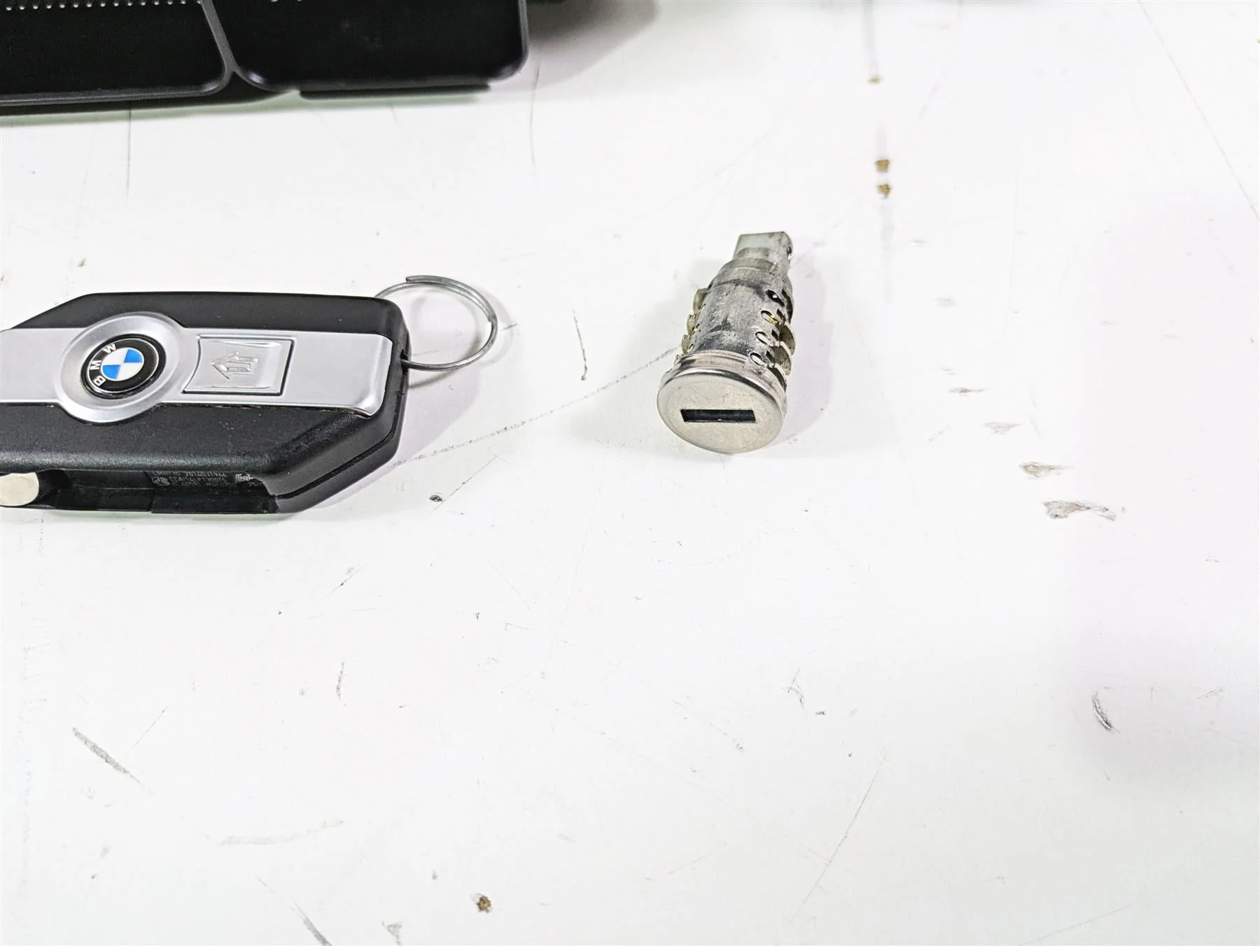 2016  BMW R1200GS GSW K50 Cdi Ecm Ignition Handsfree Switch Key Lock Set 8552934 - Image 6