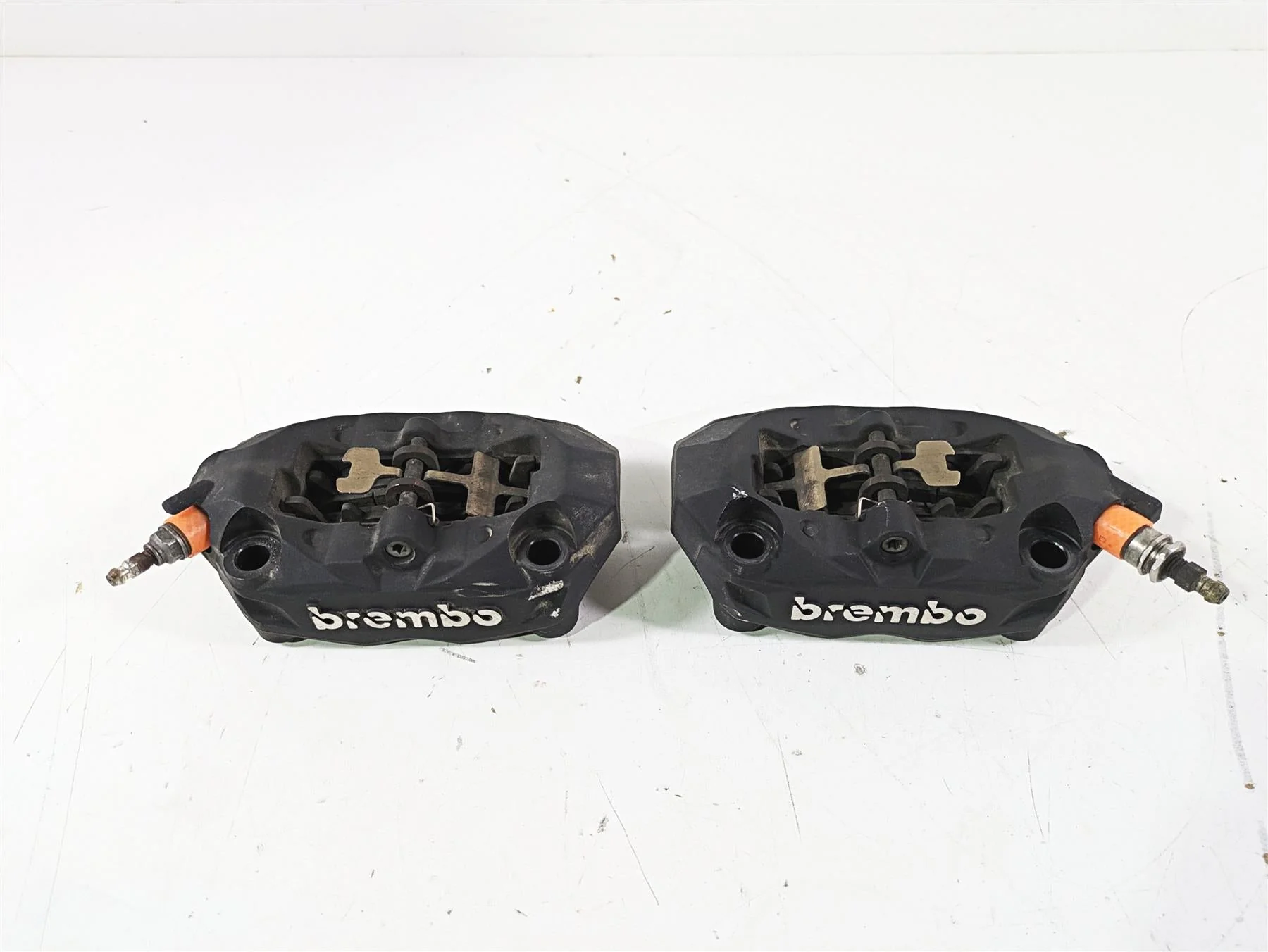 2016  BMW R1200GS GSW K50 Front Brake Caliper Set 100mm 34118556205 34118556206