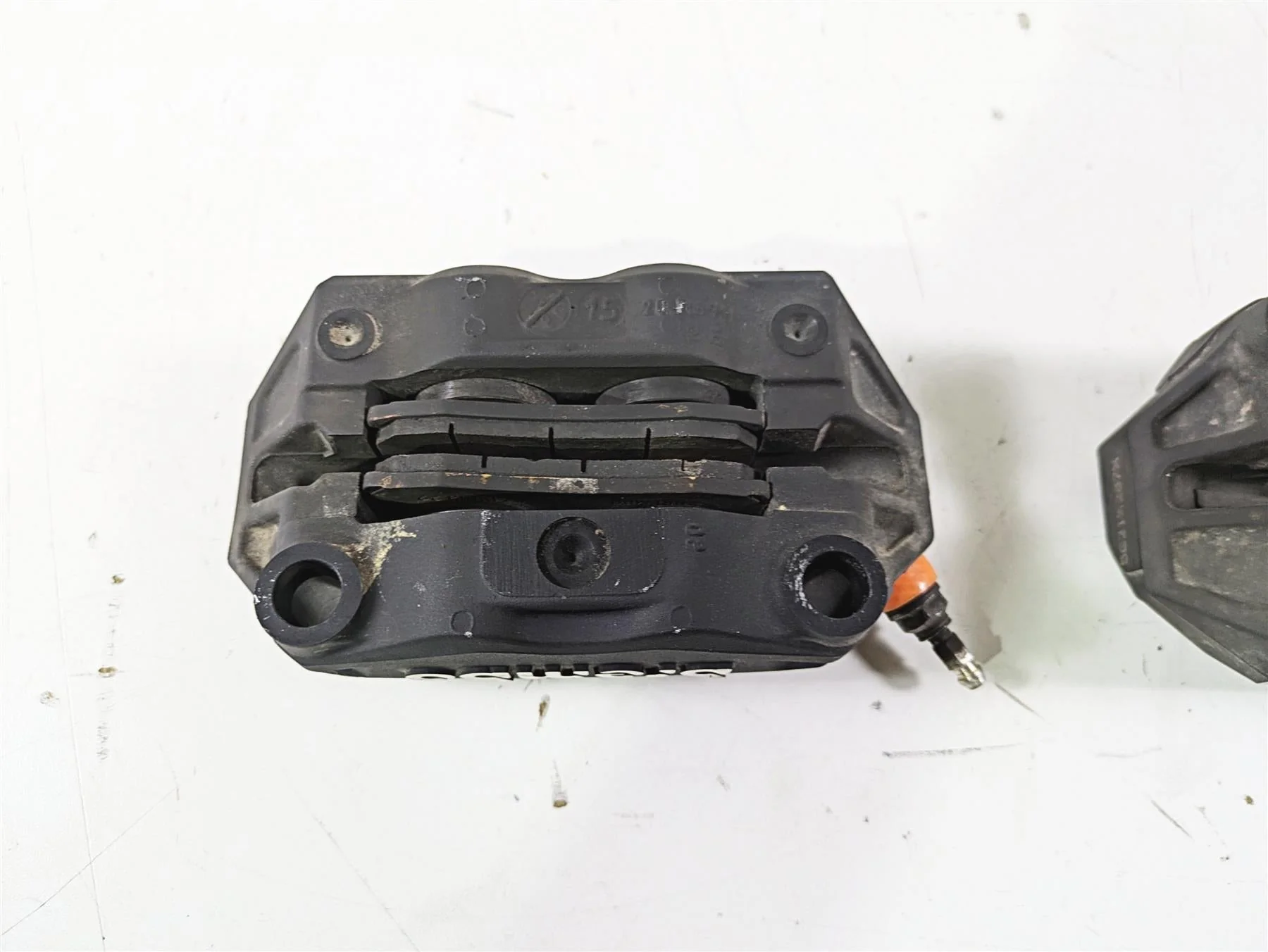 2016  BMW R1200GS GSW K50 Front Brake Caliper Set 100mm 34118556205 34118556206 - Image 11