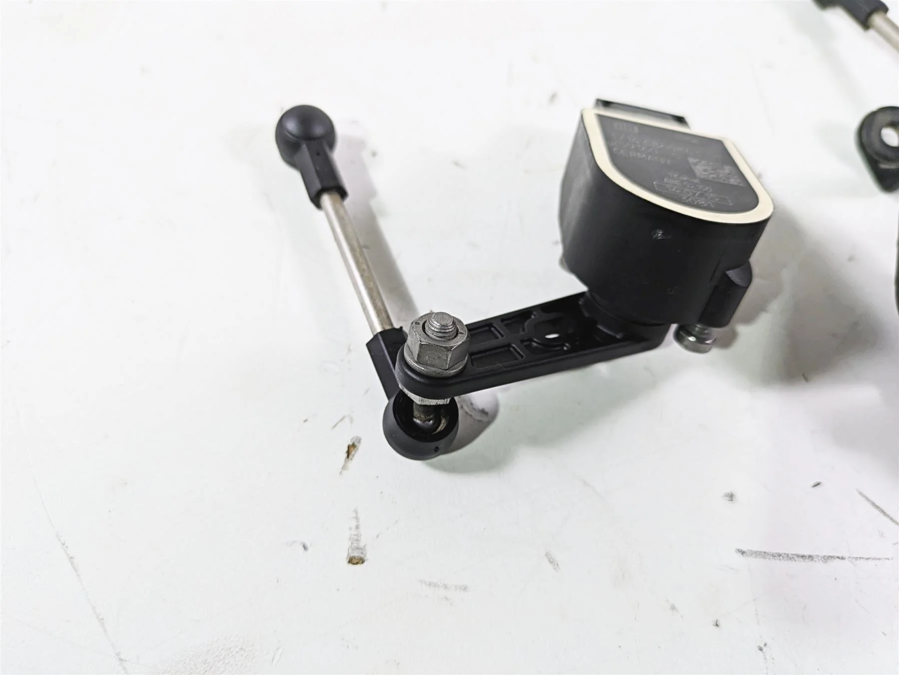 2016  BMW R1200GS GSW K50 Front Rear Leveling Sensor Set 37146870000 - Image 8