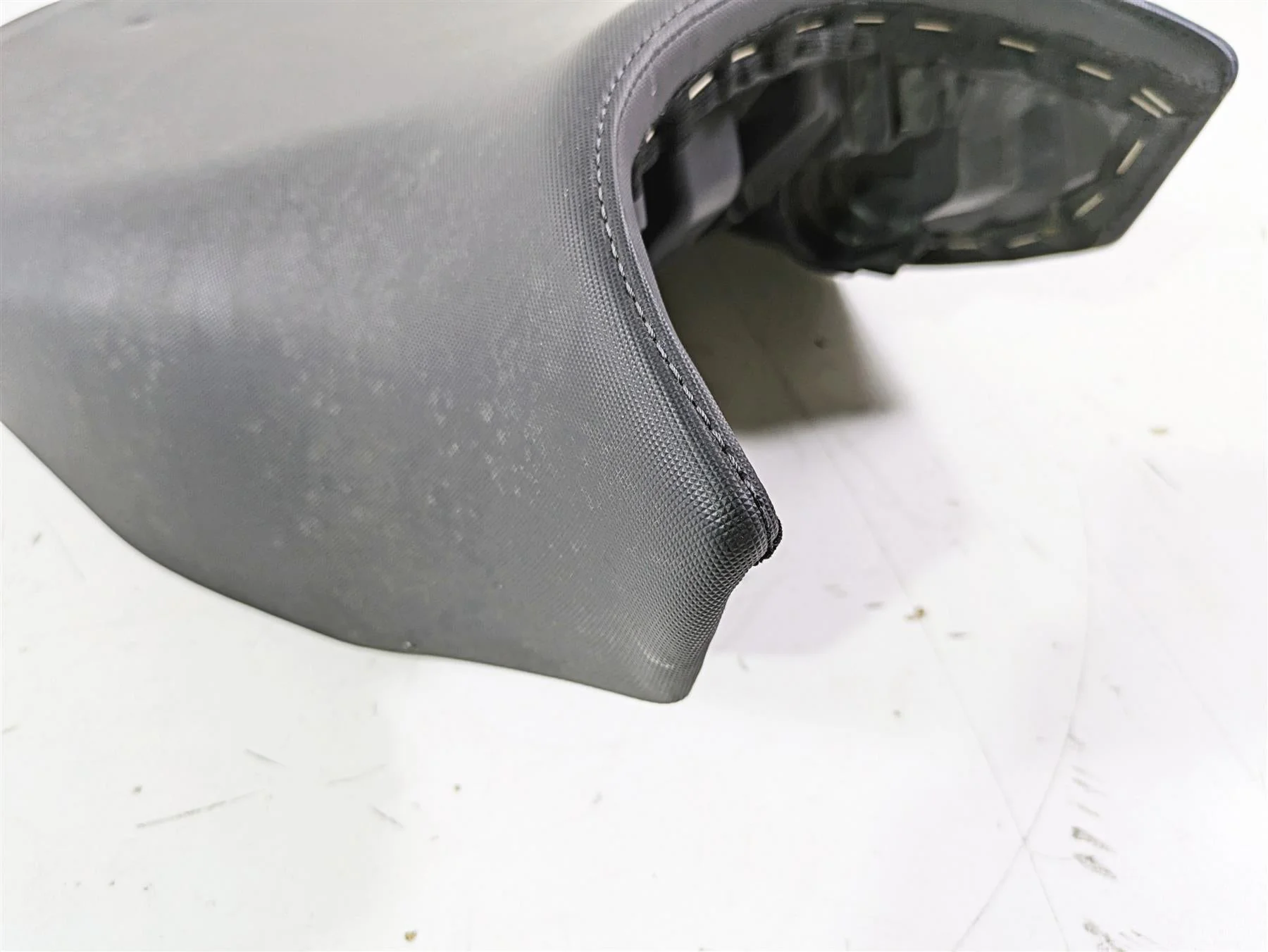 2016  BMW R1200GS GSW K50 Front Seat Saddle Standard Height 52538532737 - Image 7