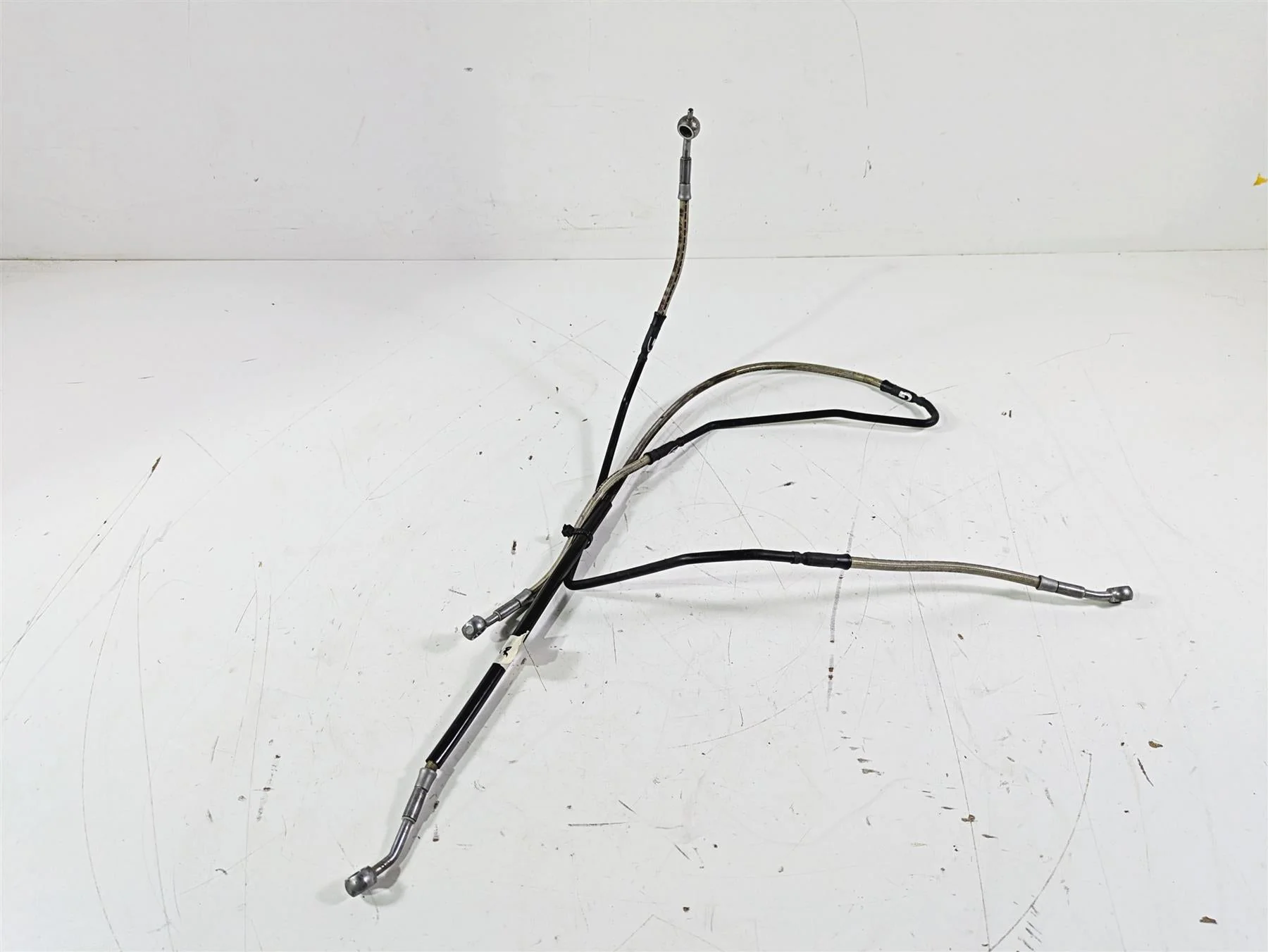 2016  BMW R1200GS GSW K50 Rear Abs Brake Line Set 34328526554 34328526555 - Image 2