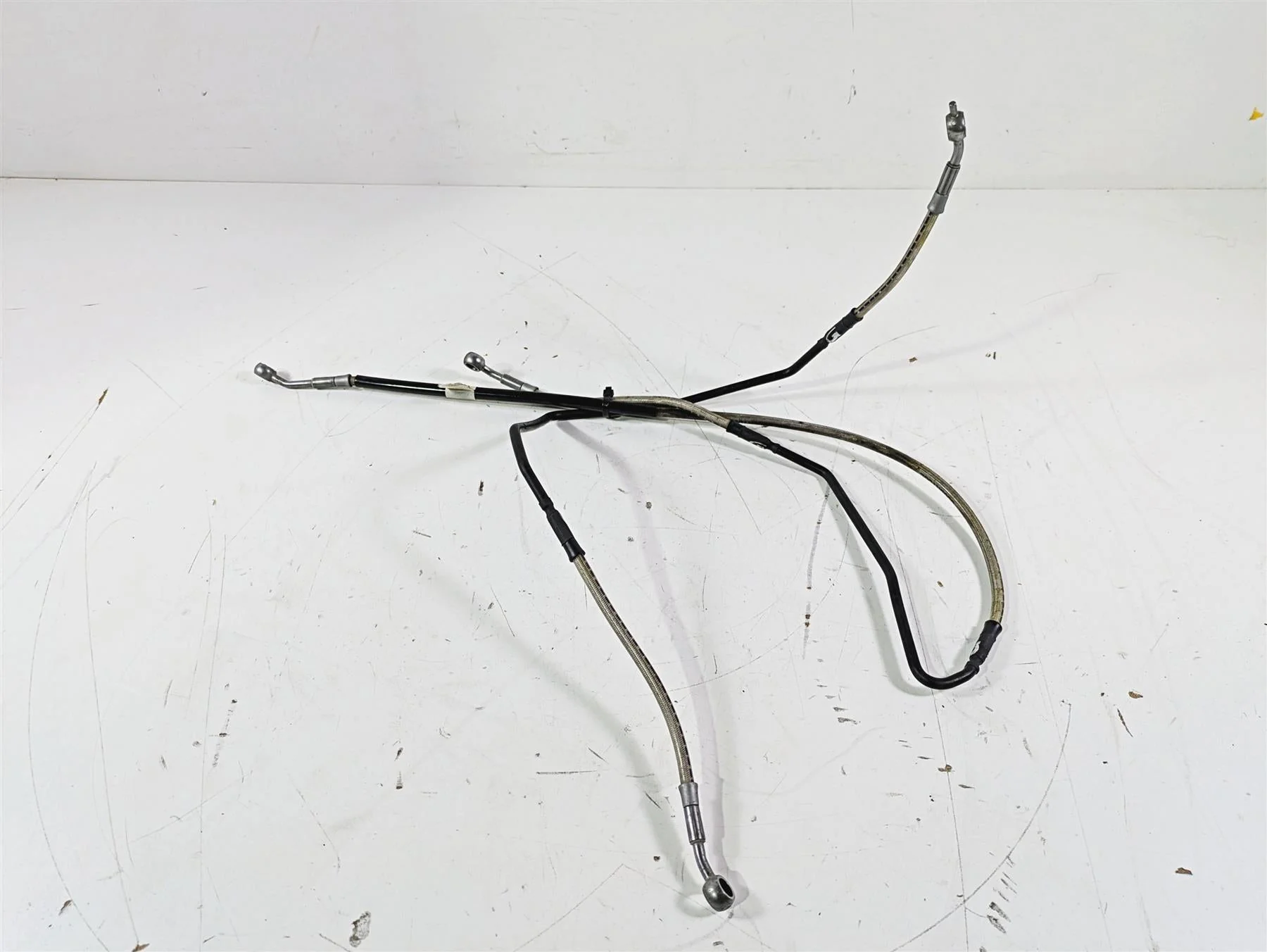 2016  BMW R1200GS GSW K50 Rear Abs Brake Line Set 34328526554 34328526555 - Image 3