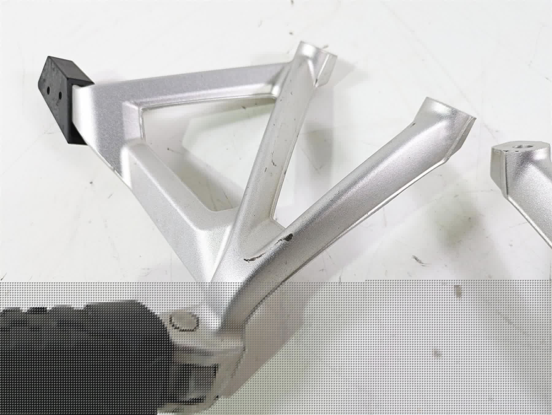 2016  BMW R1200GS GSW K50 Rear Passenger Footpeg Set  46718528793 46718528794 - Image 9