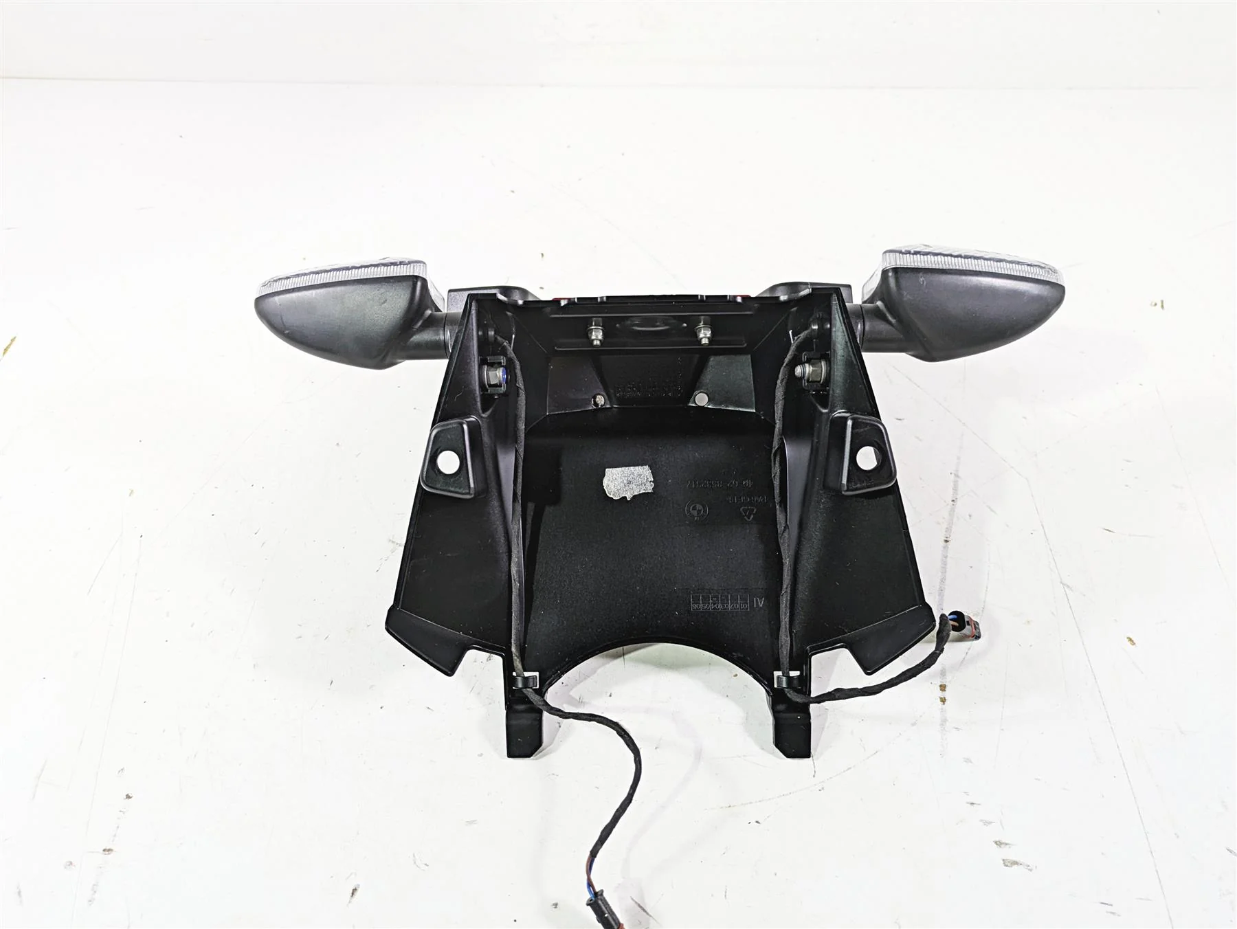 2016  BMW R1200GS GSW K50 Rear Plate Holder Turn Signal Set 63138534353 - Image 3