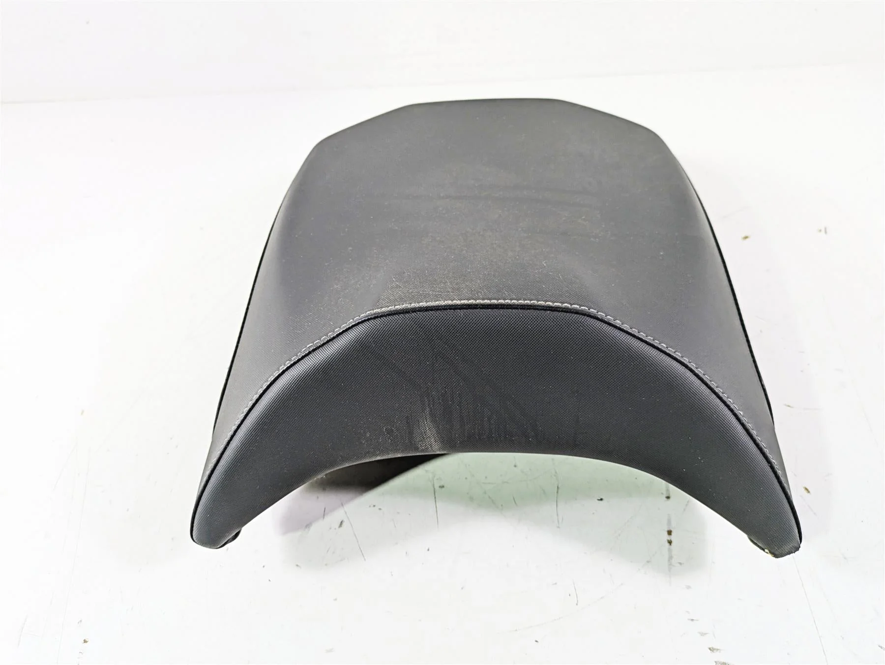 2016  BMW R1200GS GSW K50 Rear Seat Saddle Black 52538564242 - Image 2