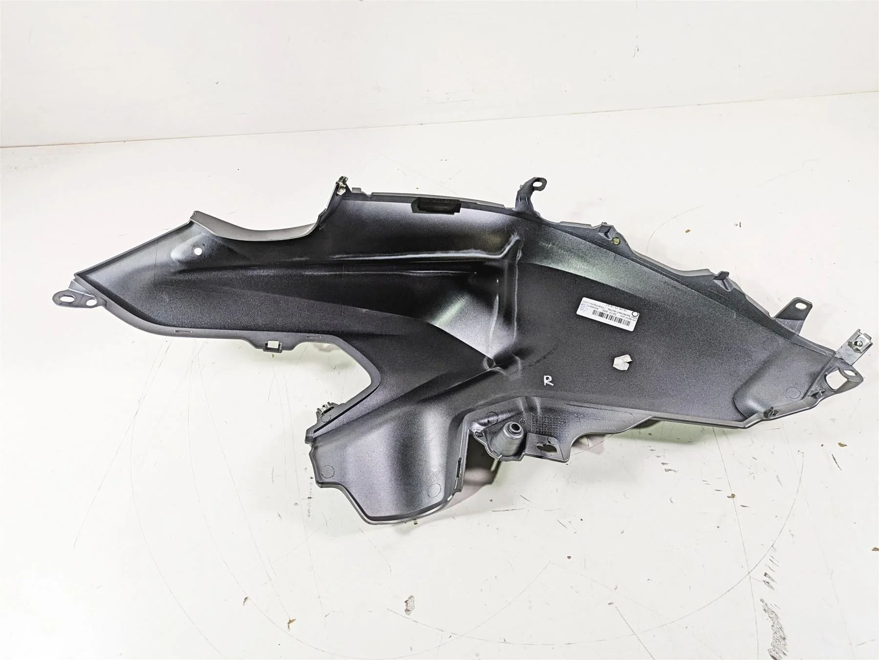 2016  BMW R1200GS GSW K50 Right Tank Side Fairing Set Granit Gray 46638533680 - Image 10