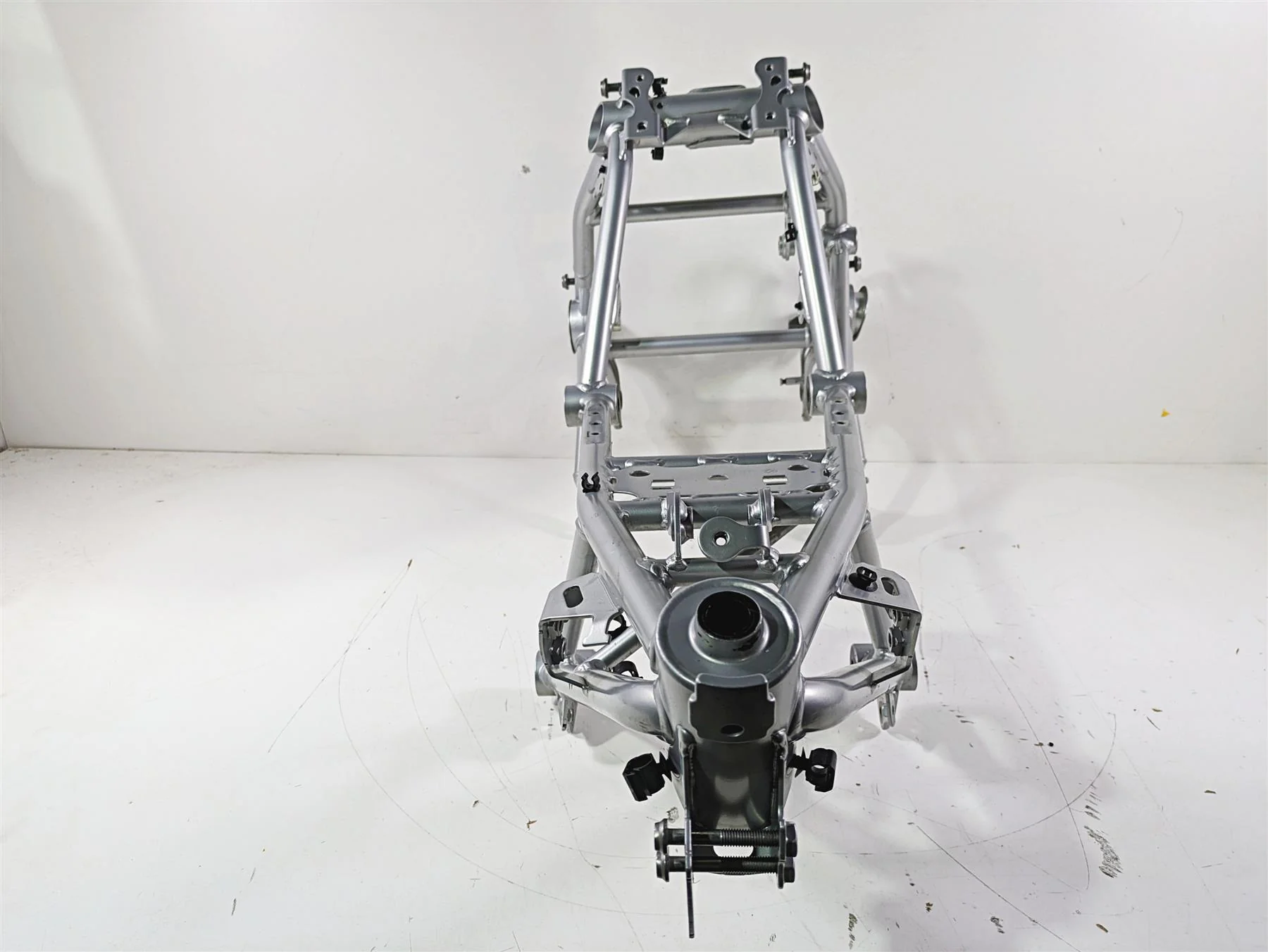 2016  BMW R1200GS GSW K50 Straight Main Silver Frame Chassis With Salvage Texas Title 46519444971 - Image 3