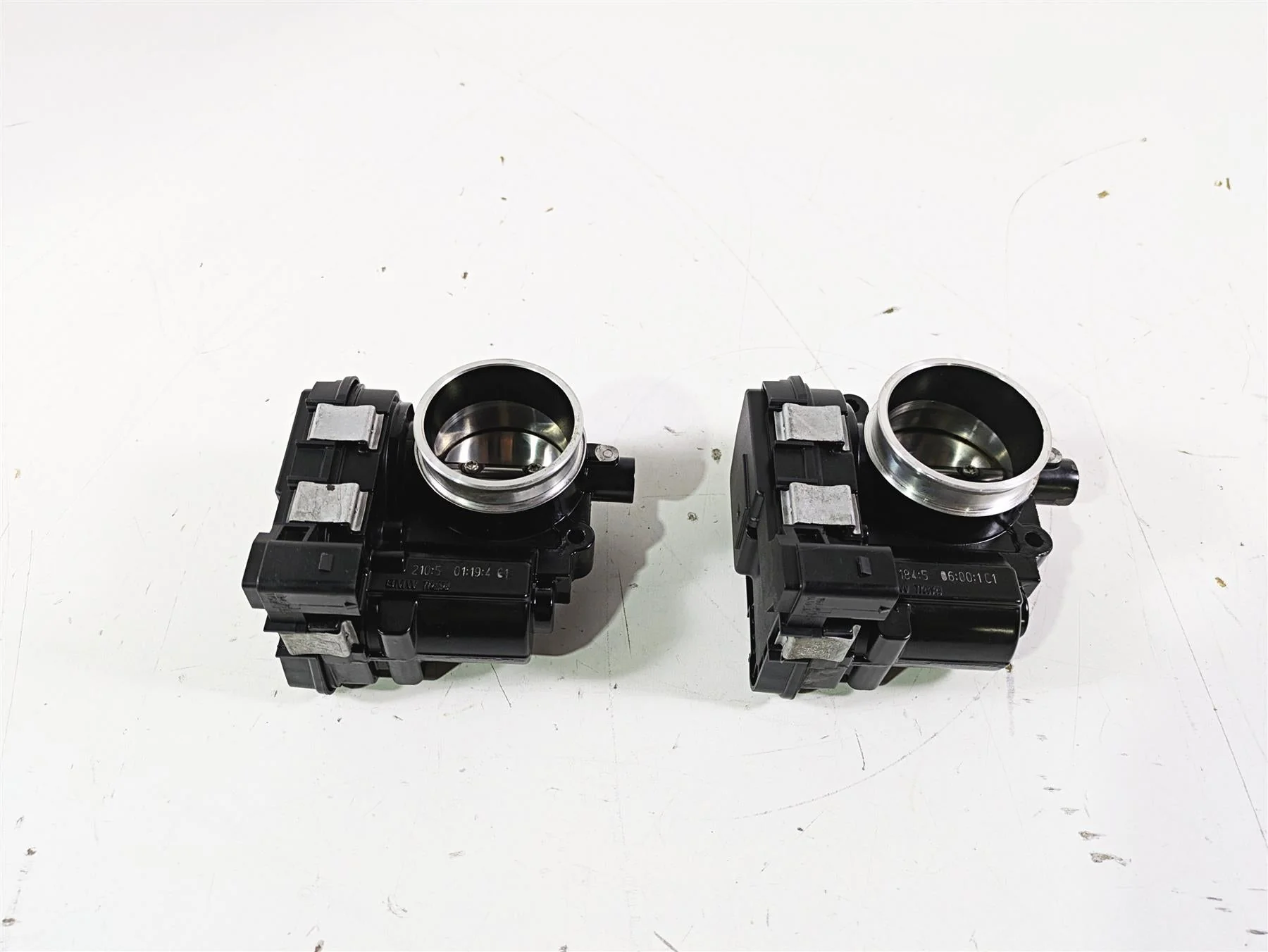 2016  BMW R1200GS GSW K50 Throttle Body Bodies Set 13548564959