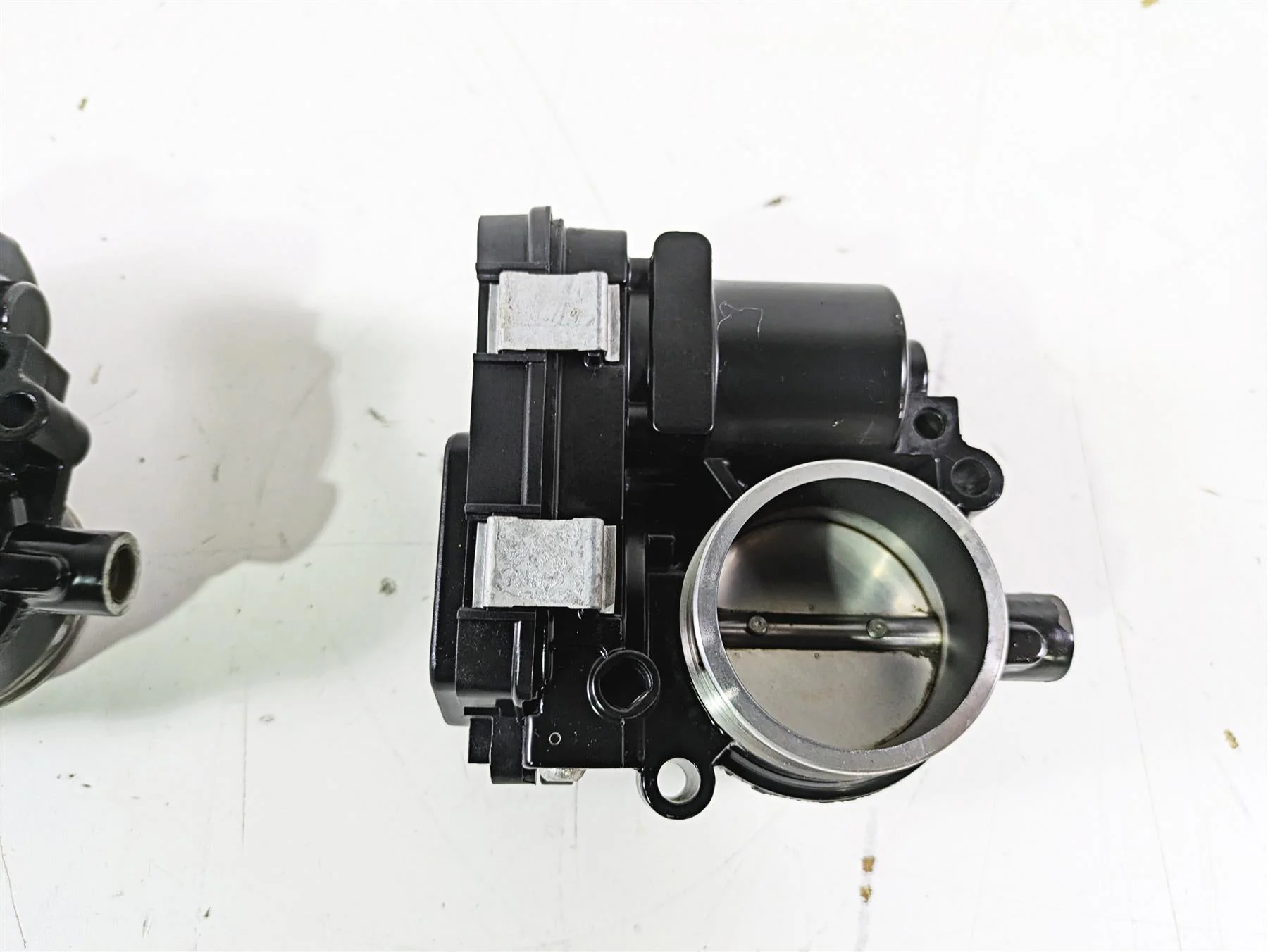 2016  BMW R1200GS GSW K50 Throttle Body Bodies Set 13548564959 - Image 9