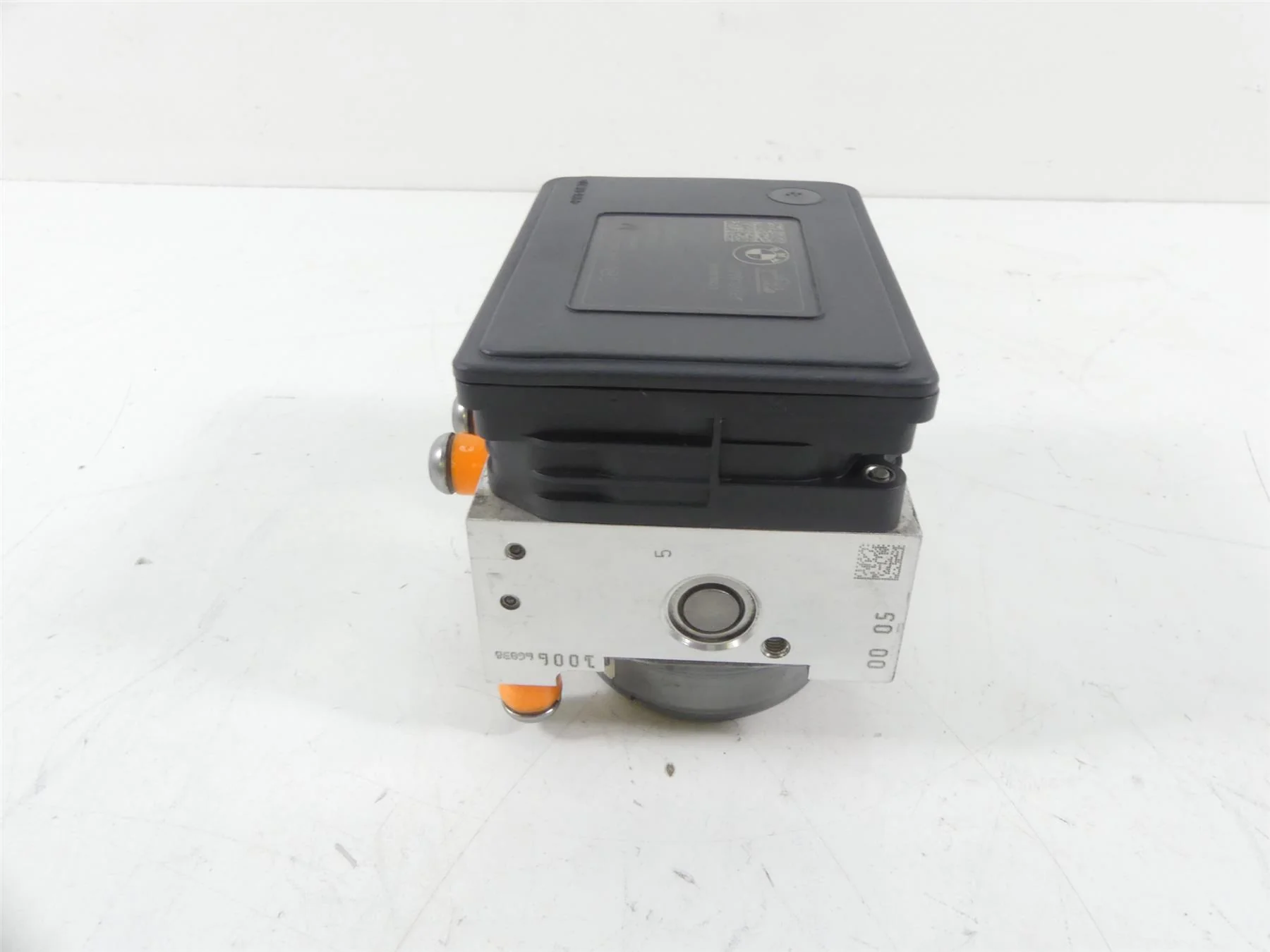 2016 BMW R1200GS K50 Abs Brake Pump Pressure Module  34518566956 8561704 - Image 2