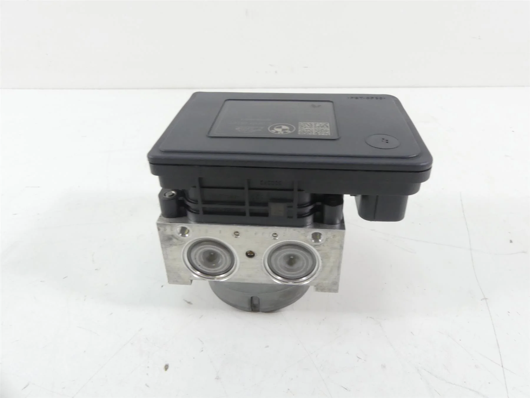 2016 BMW R1200GS K50 Abs Brake Pump Pressure Module  34518566956 8561704 - Image 3