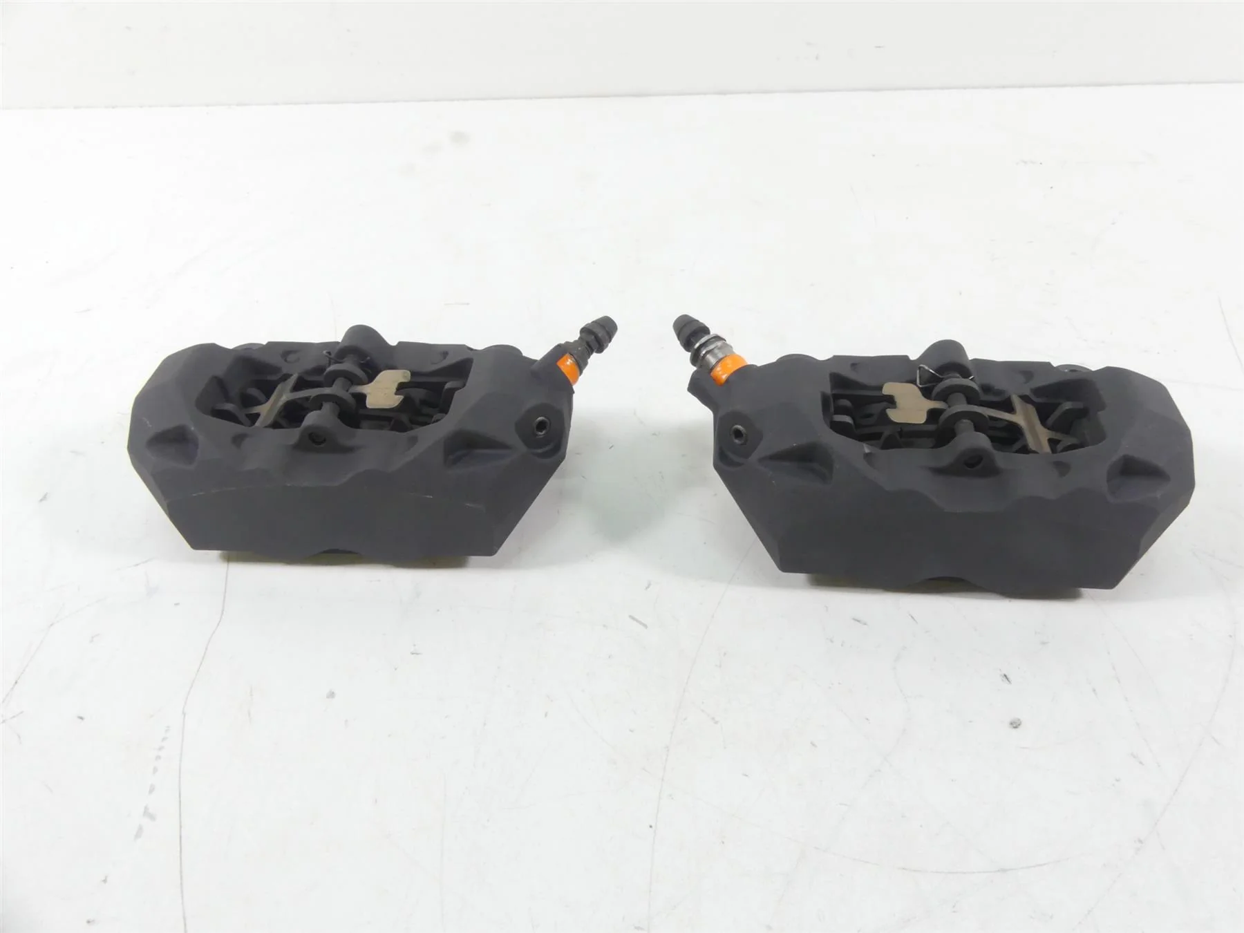 2016 BMW R1200GS K50 Front Brembo Brake Caliper Set 34118556205 34118556206 - Image 3