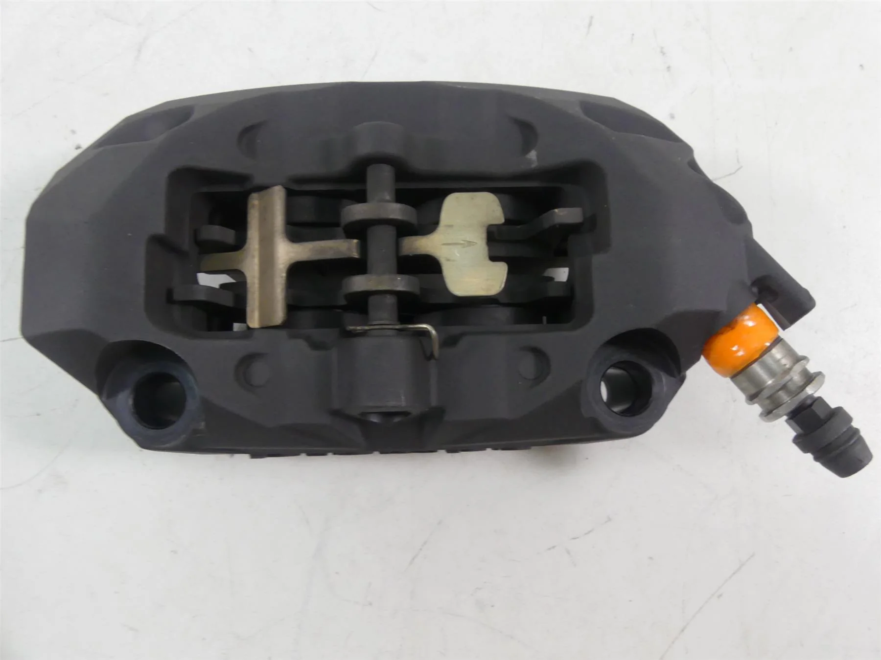 2016 BMW R1200GS K50 Front Brembo Brake Caliper Set 34118556205 34118556206 - Image 9