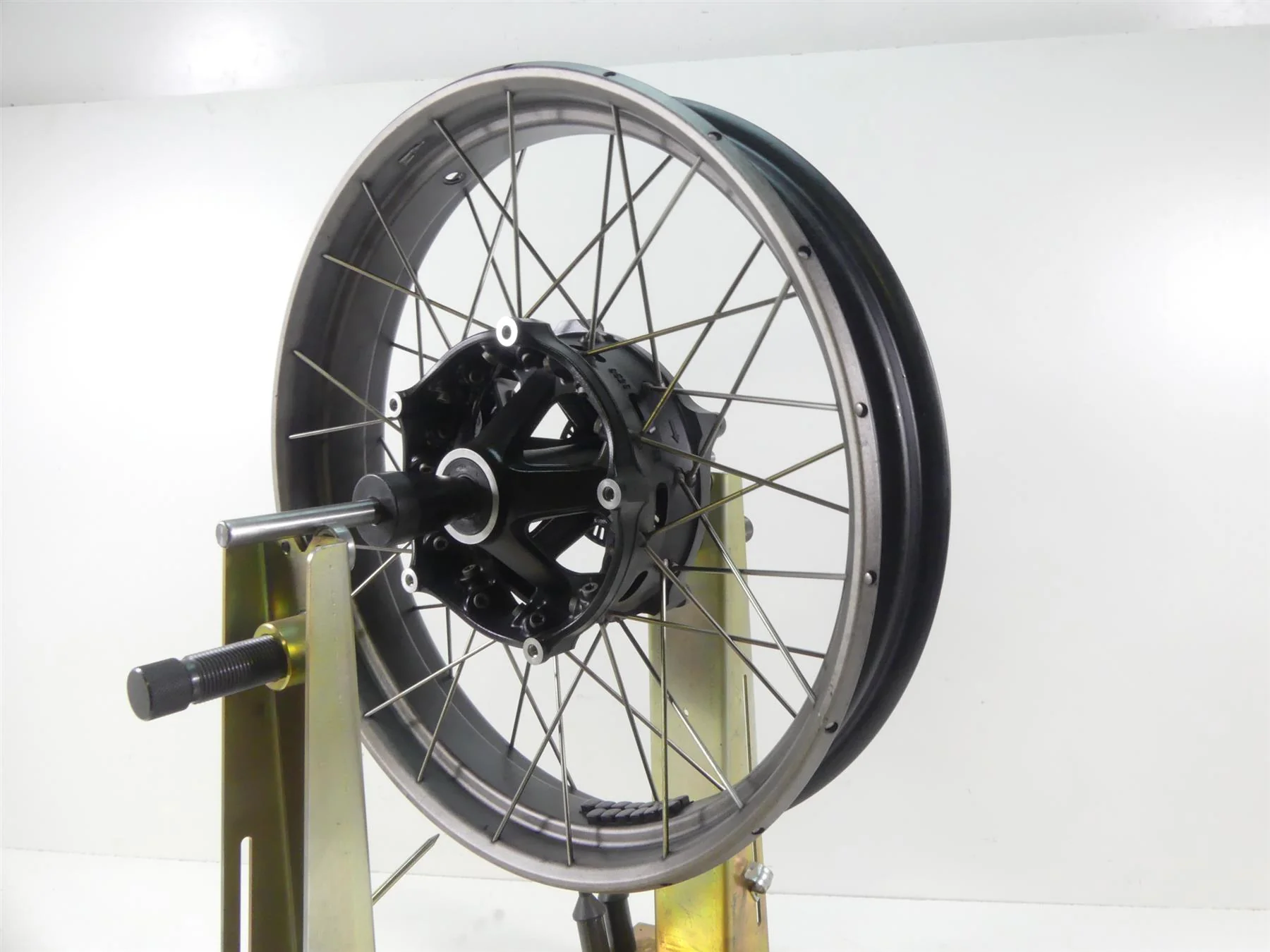 2016 BMW R1200GS K50 Straight Front Spoke Wheel Rim 19x3 36318528531 - Image 10