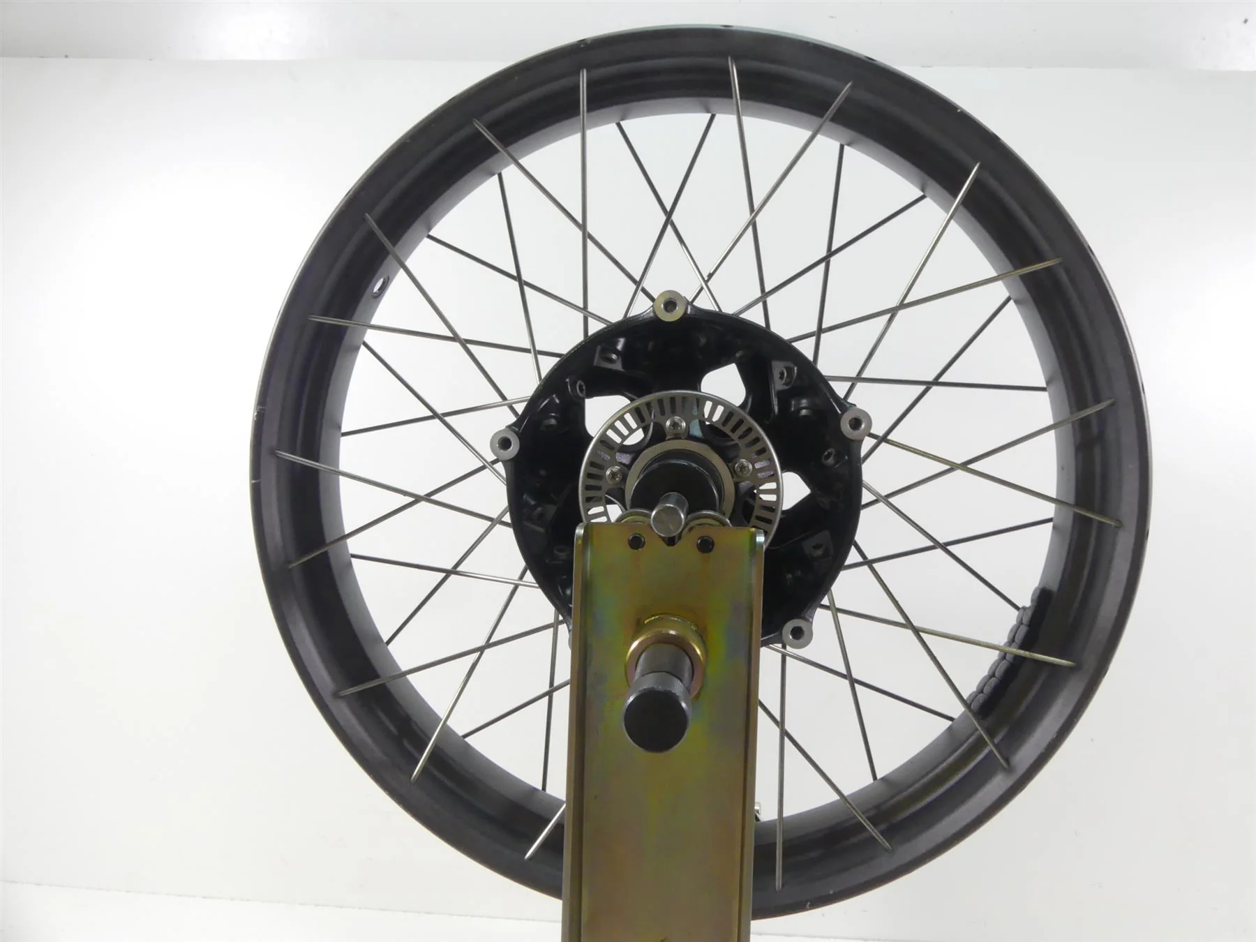 2016 BMW R1200GS K50 Straight Front Spoke Wheel Rim 19x3 36318528531 - Image 12