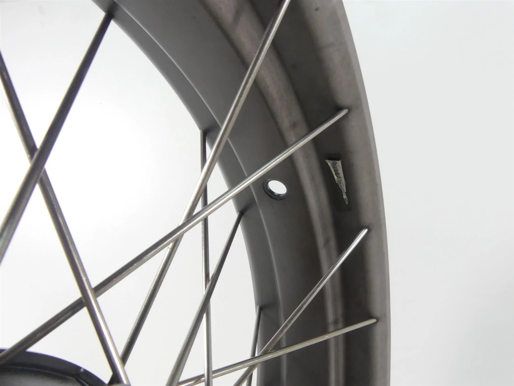 2016 BMW R1200GS K50 Straight Front Spoke Wheel Rim 19x3 36318528531 - Image 4
