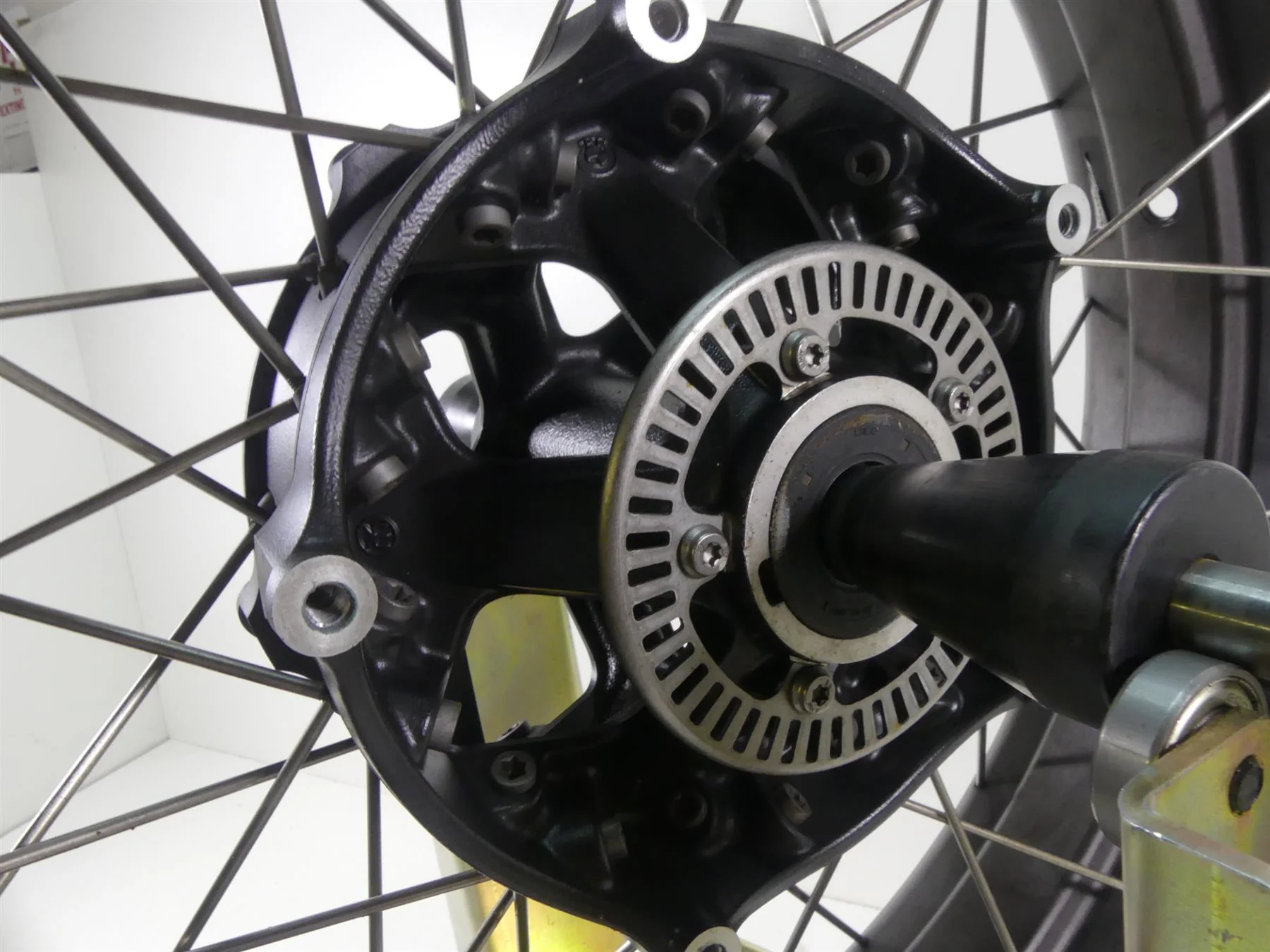 2016 BMW R1200GS K50 Straight Front Spoke Wheel Rim 19x3 36318528531 - Image 6