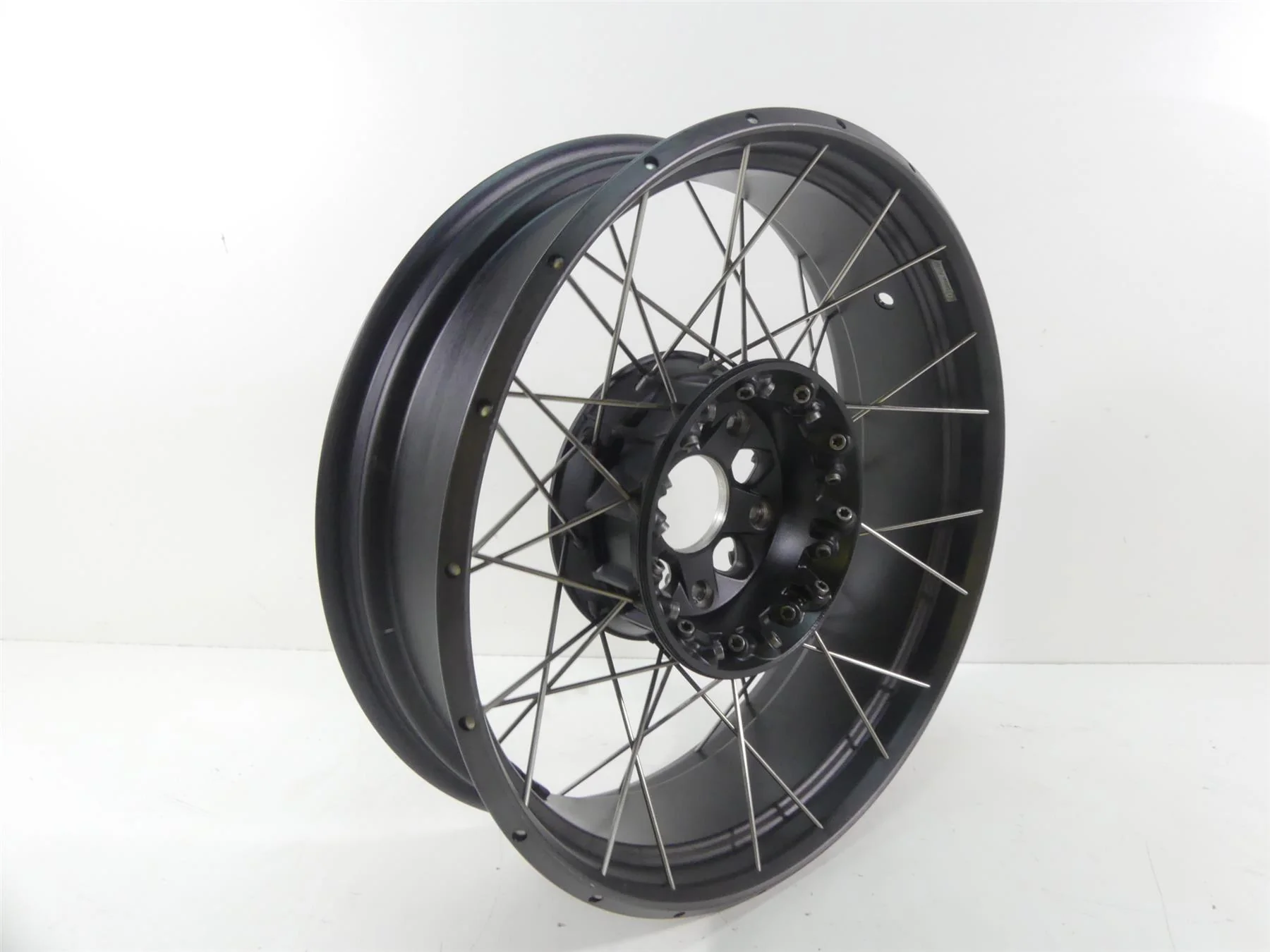 2016 BMW R1200GS K50 Straight Rear Spoke Wheel Rim 17x4.5 36318526666 - Image 4