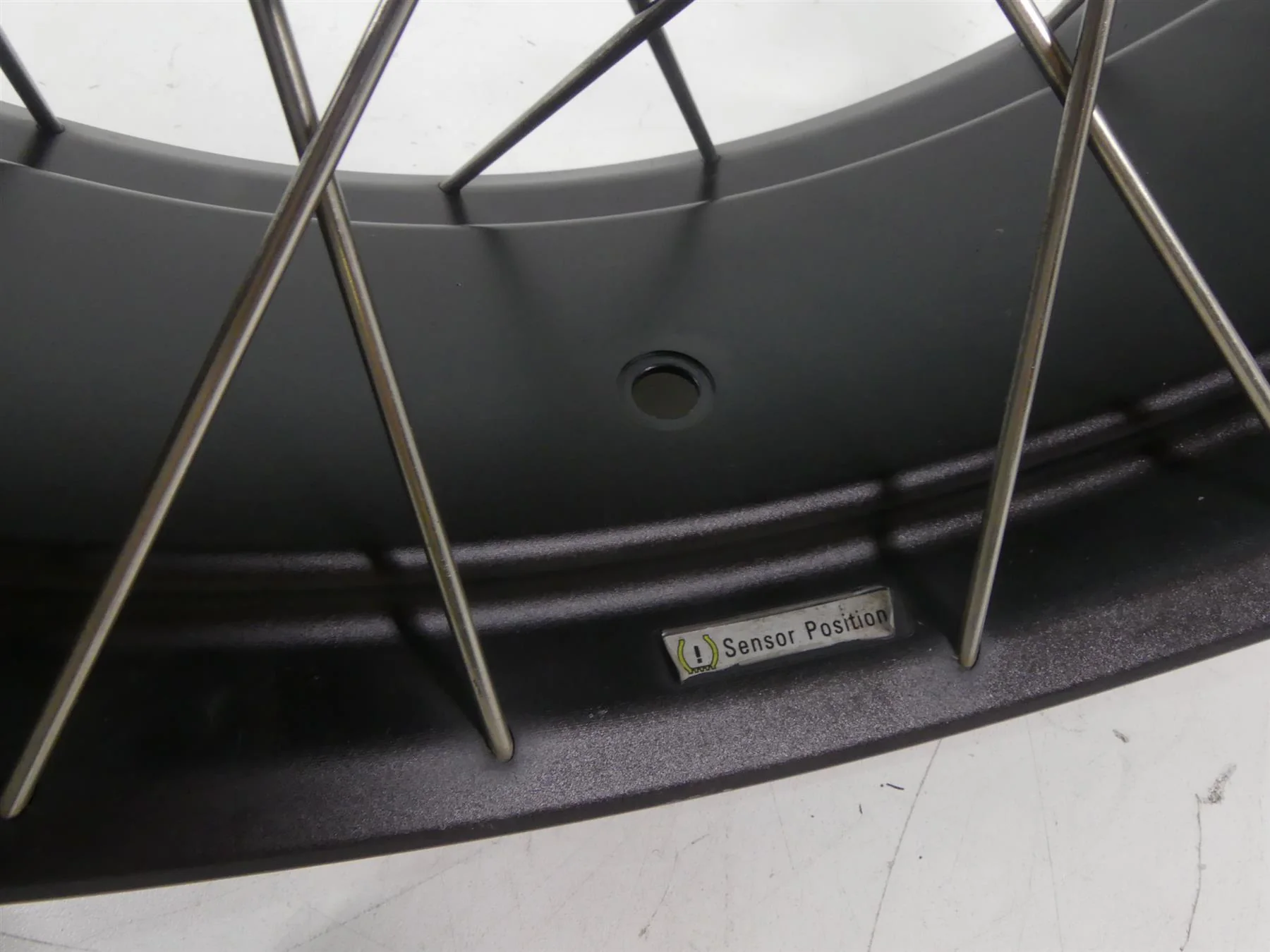 2016 BMW R1200GS K50 Straight Rear Spoke Wheel Rim 17x4.5 36318526666 - Image 8