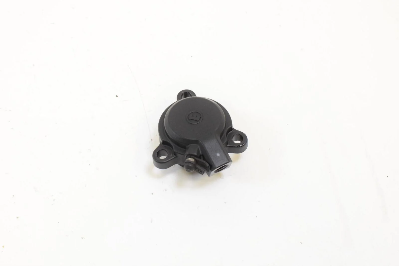 2016 BMW R1200R R1200 R K53 Clutch Slave Cylinder 21528525828 - Image 5