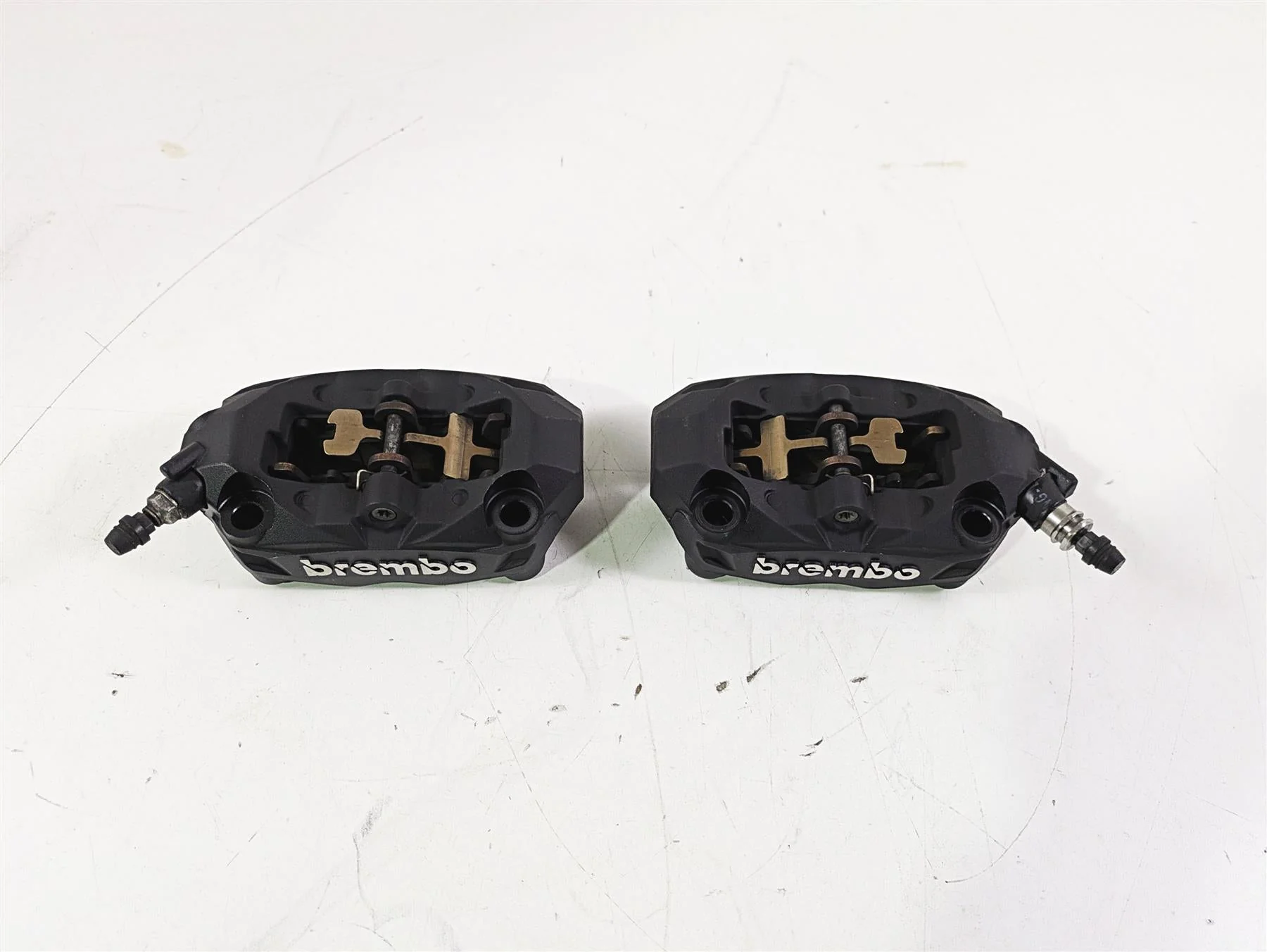 2016 BMW R1200RS K54 Brembo Front Brake Calipers 100mm 34118556205 34118556206