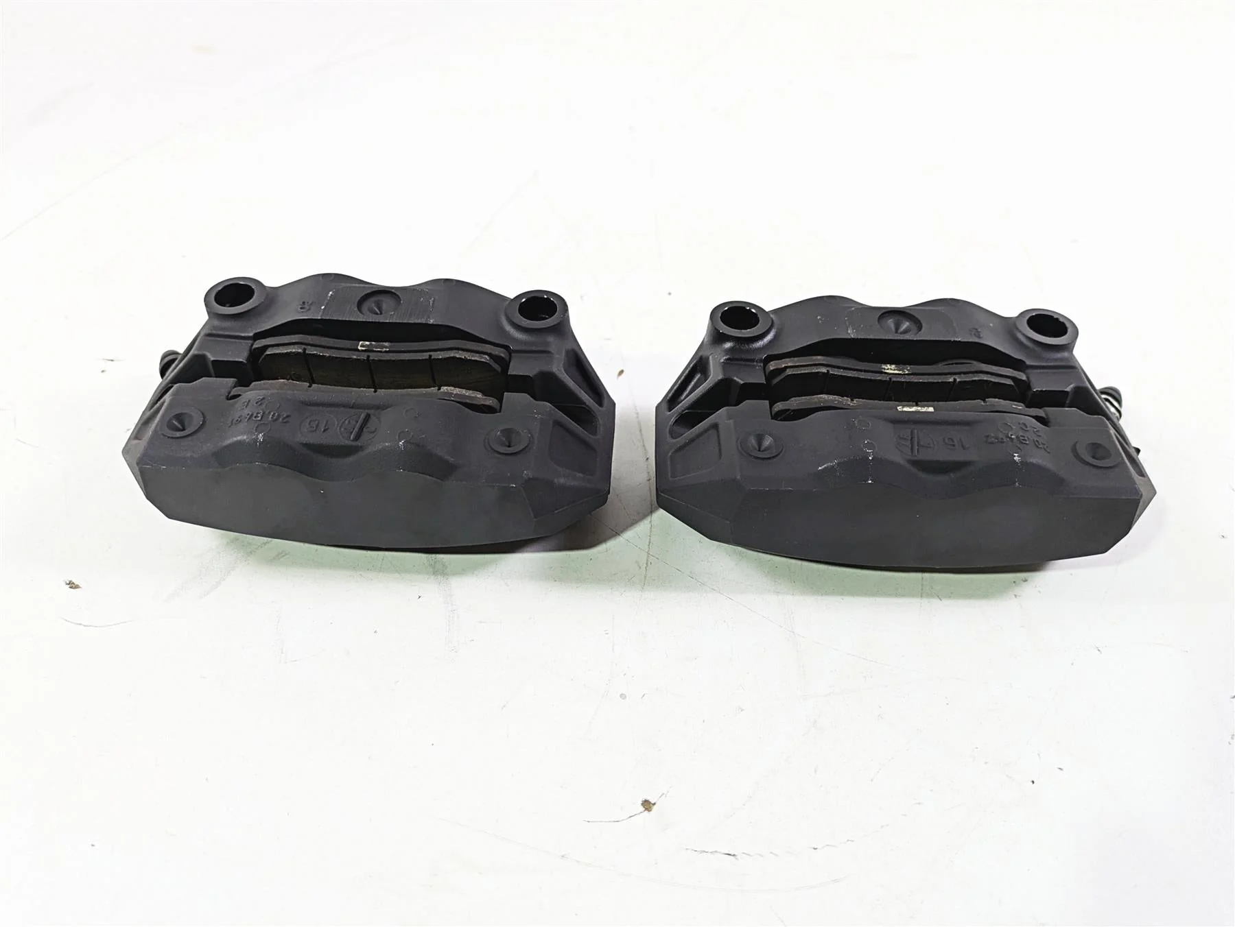 2016 BMW R1200RS K54 Brembo Front Brake Calipers 100mm 34118556205 34118556206 - Image 11