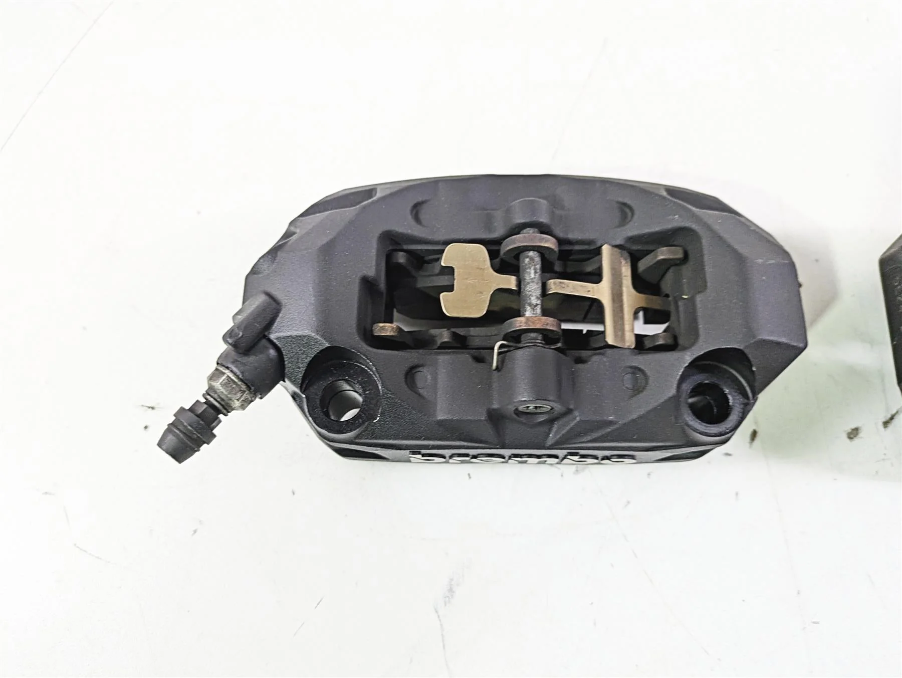 2016 BMW R1200RS K54 Brembo Front Brake Calipers 100mm 34118556205 34118556206 - Image 8