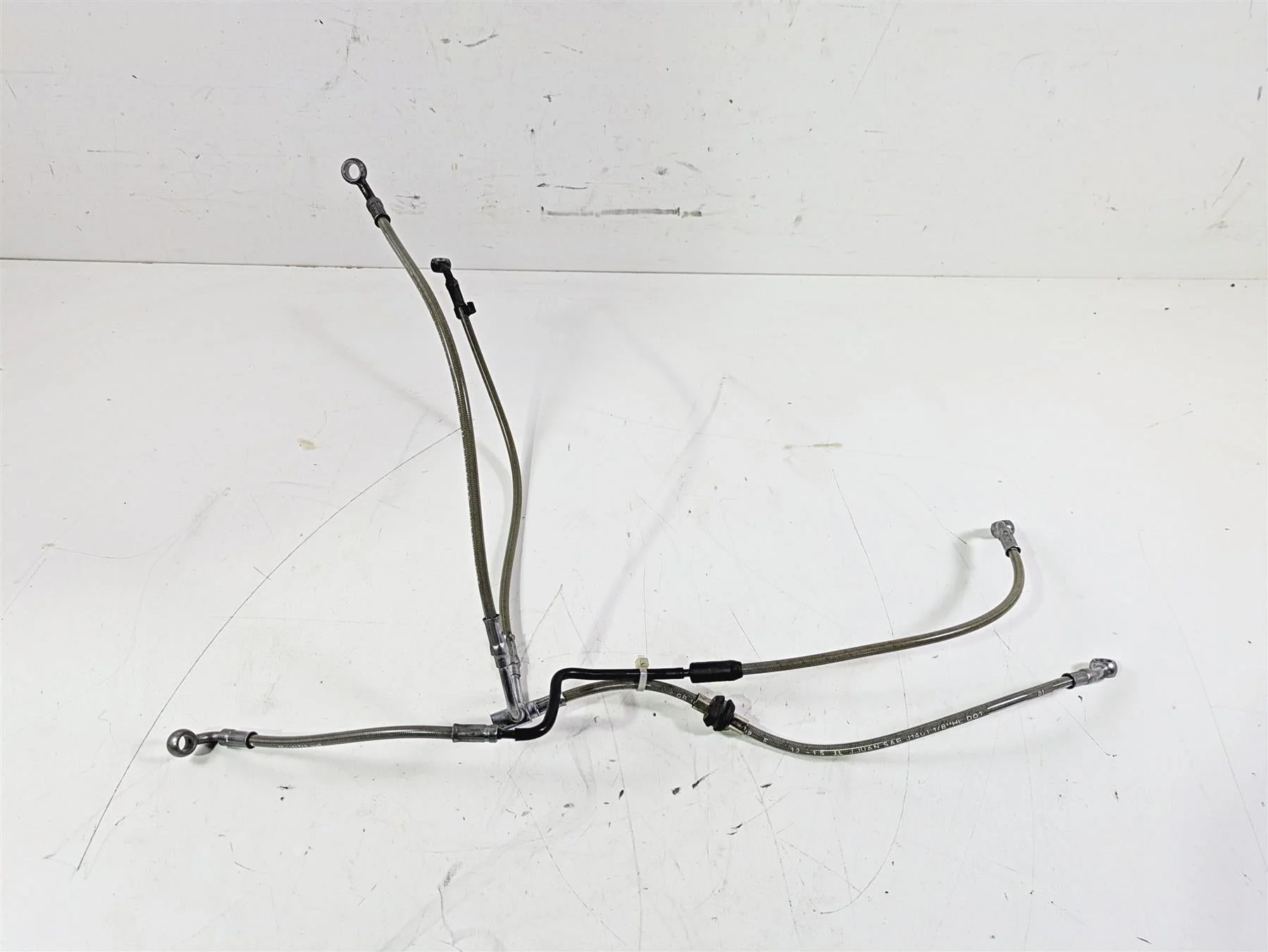2016 BMW R1200RS K54 Front Abs Brake Line Set 34328524697 34328524696
