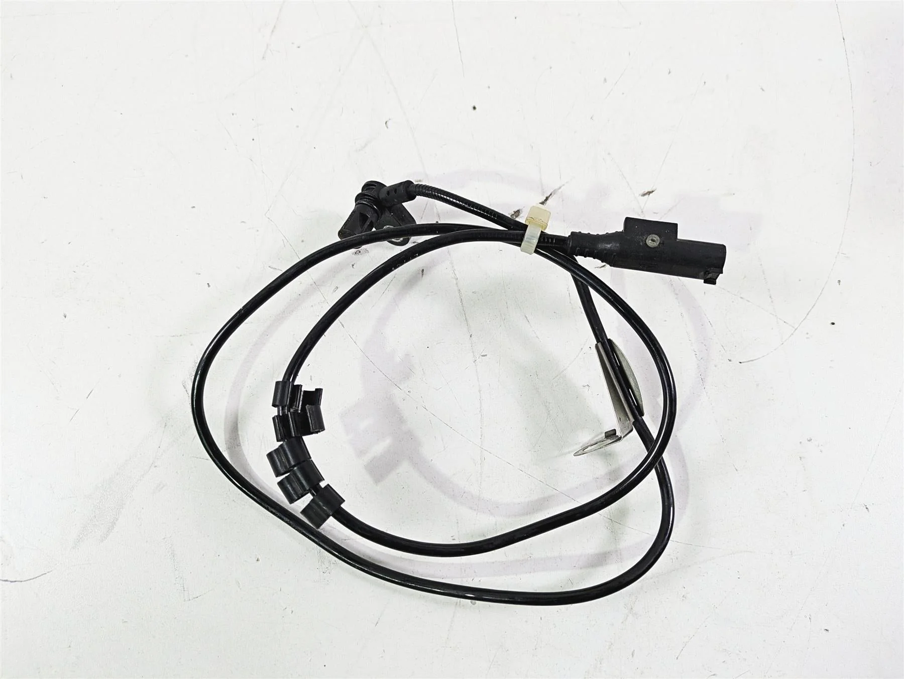 2016 BMW R1200RS K54 Front Wheel Speed Abs Brake Sensor 34528551611 - Image 9