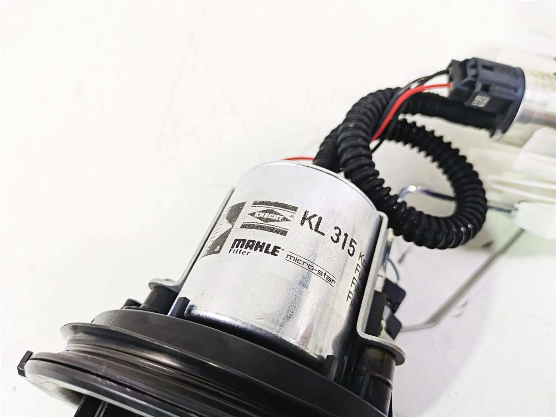 2016 BMW R1200RS K54 Fuel Gas Petrol Pump - Tested 16148357969 - Image 12