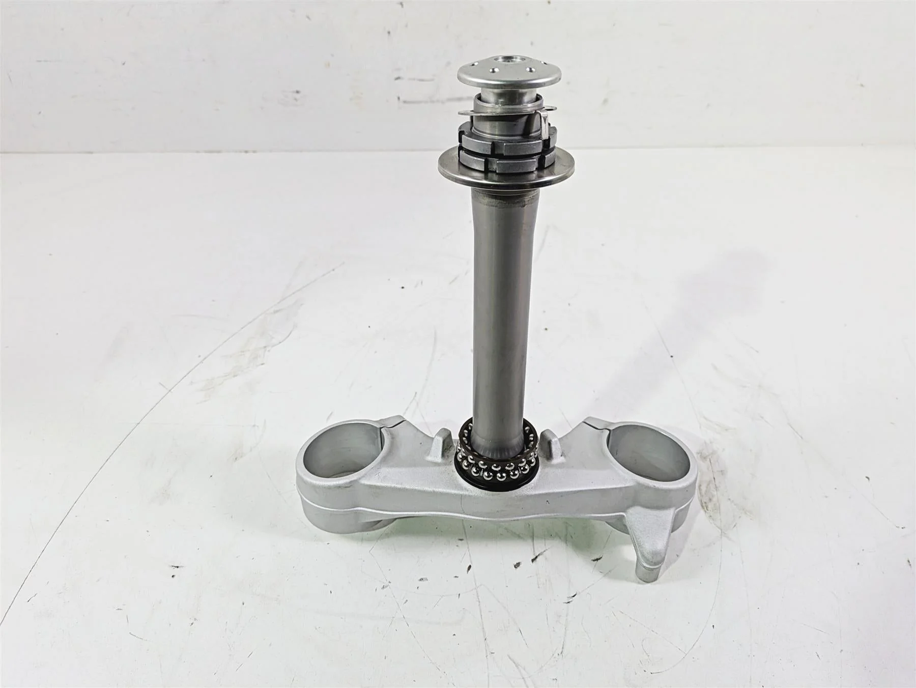 2016 BMW R1200RS K54 Lower Triple Tree Steering Clamp 8549422 31428549594