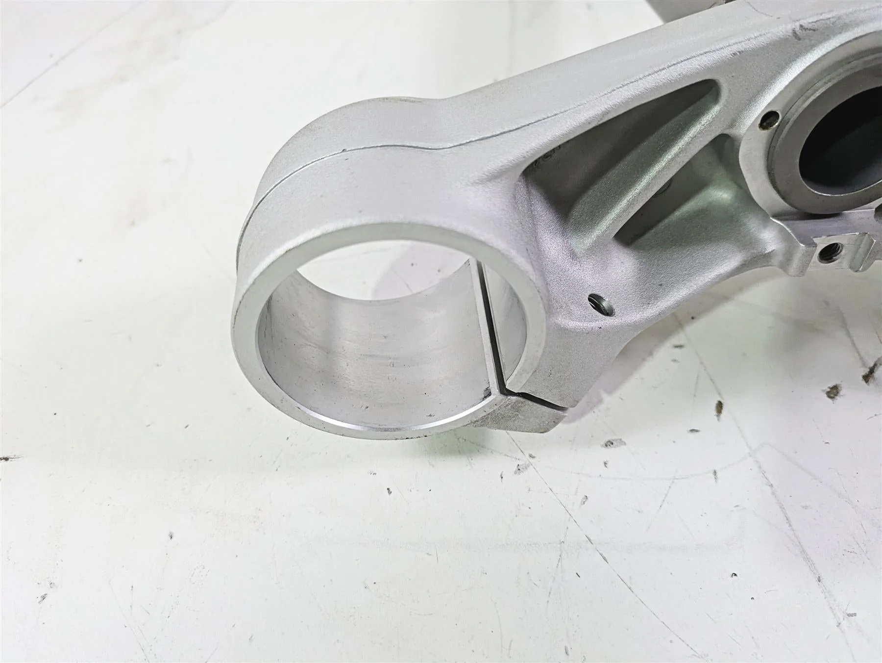 2016 BMW R1200RS K54 Lower Triple Tree Steering Clamp 8549422 31428549594 - Image 10