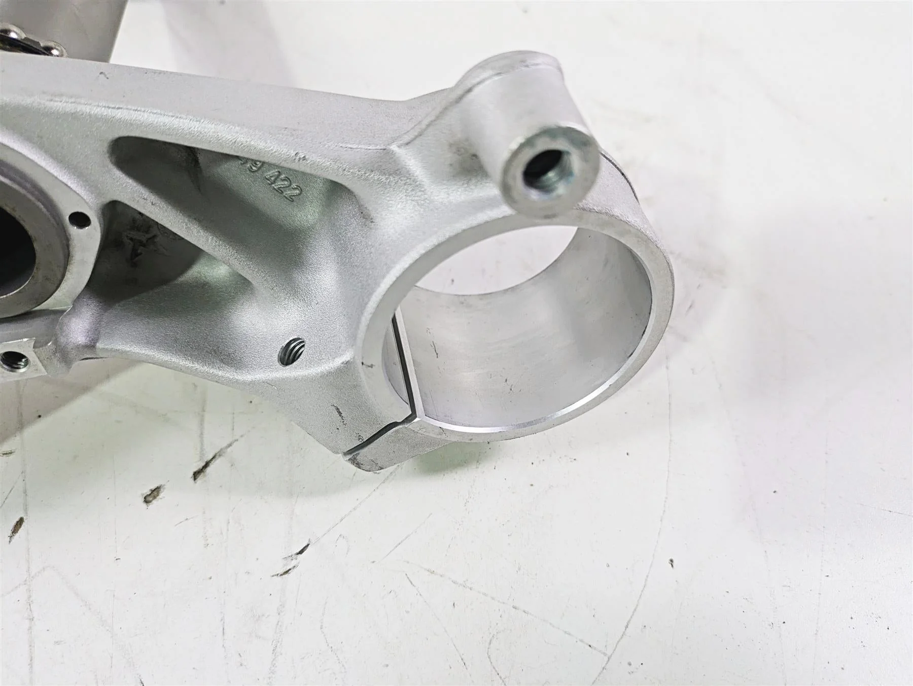 2016 BMW R1200RS K54 Lower Triple Tree Steering Clamp 8549422 31428549594 - Image 11