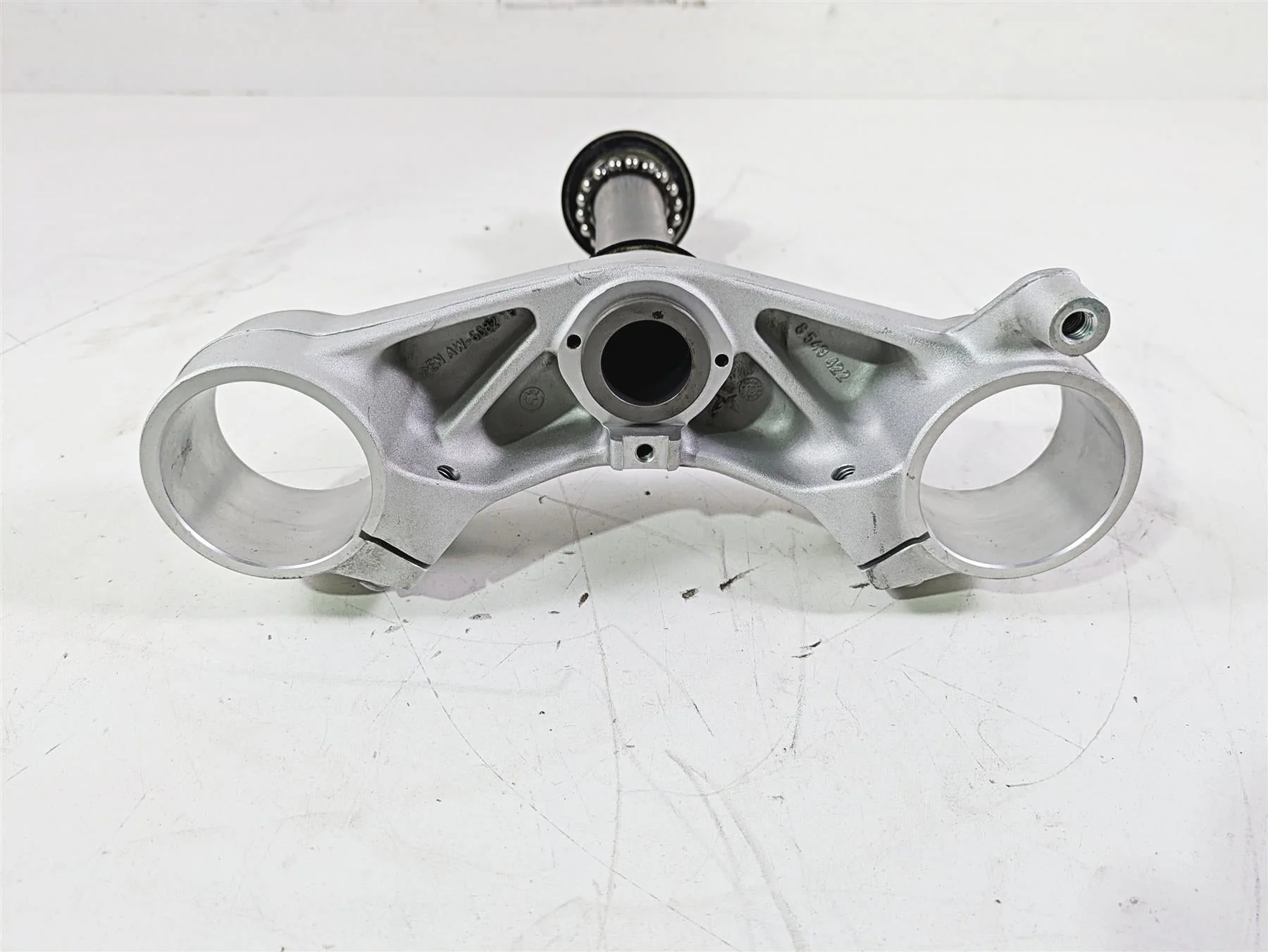2016 BMW R1200RS K54 Lower Triple Tree Steering Clamp 8549422 31428549594 - Image 7