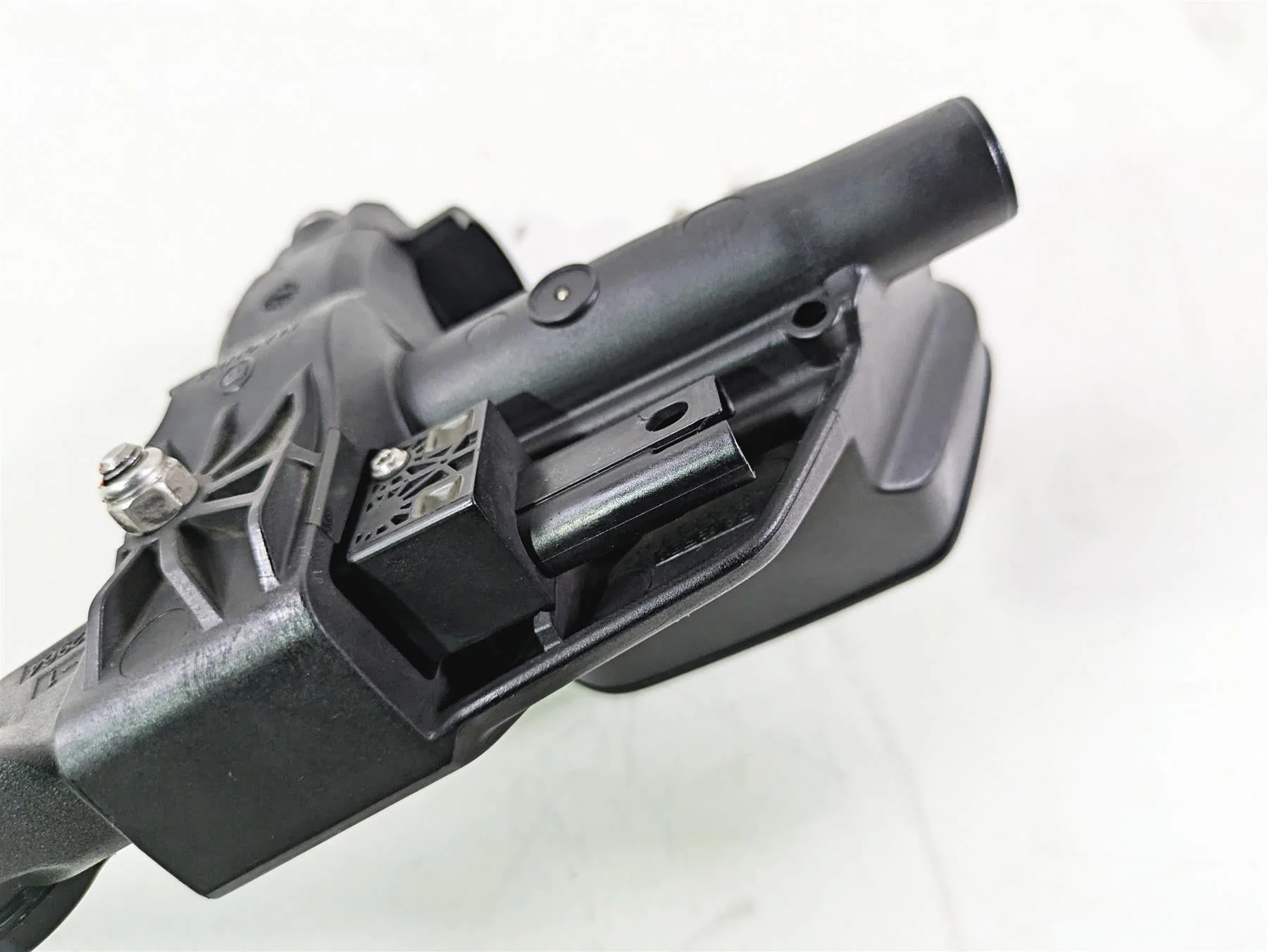2016 BMW R1200RS K54 Magura Clutch Master Cylinder 32728524919 - Image 9