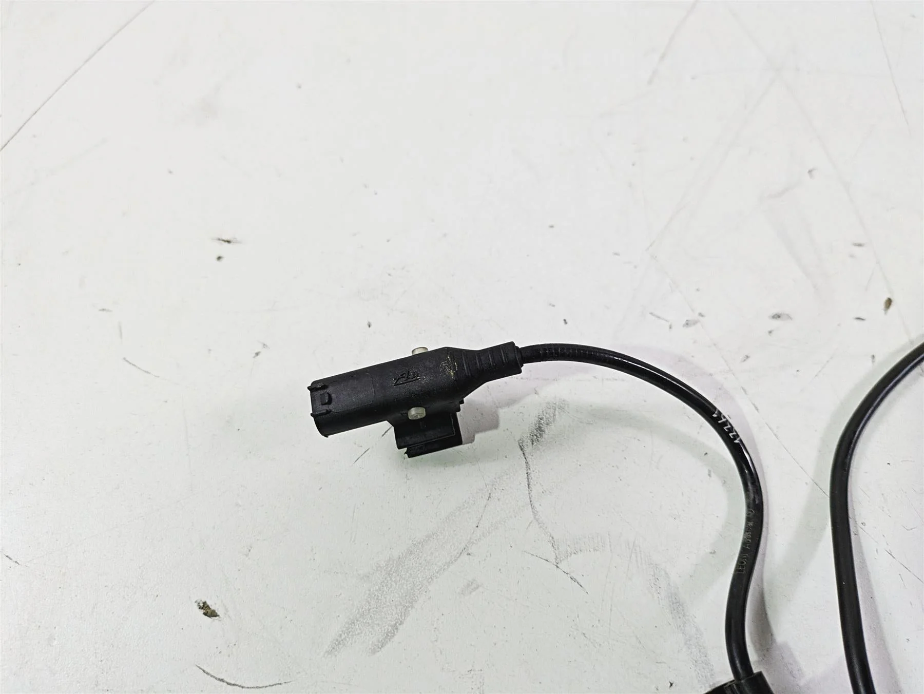 2016 BMW R1200RS K54 Rear Wheel Speed Abs Brake Sensor 34528551611 - Image 11