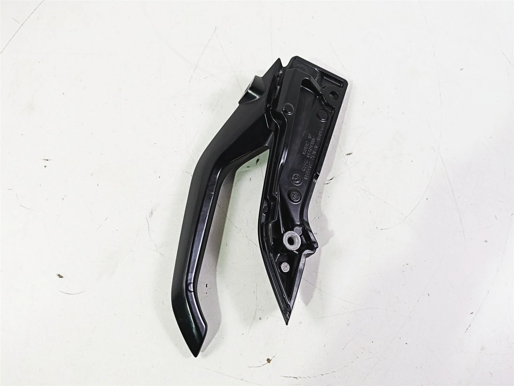 2016 BMW R1200RS K54 Right Rear Passenger Grab Handle Set 46548533762 - Image 7