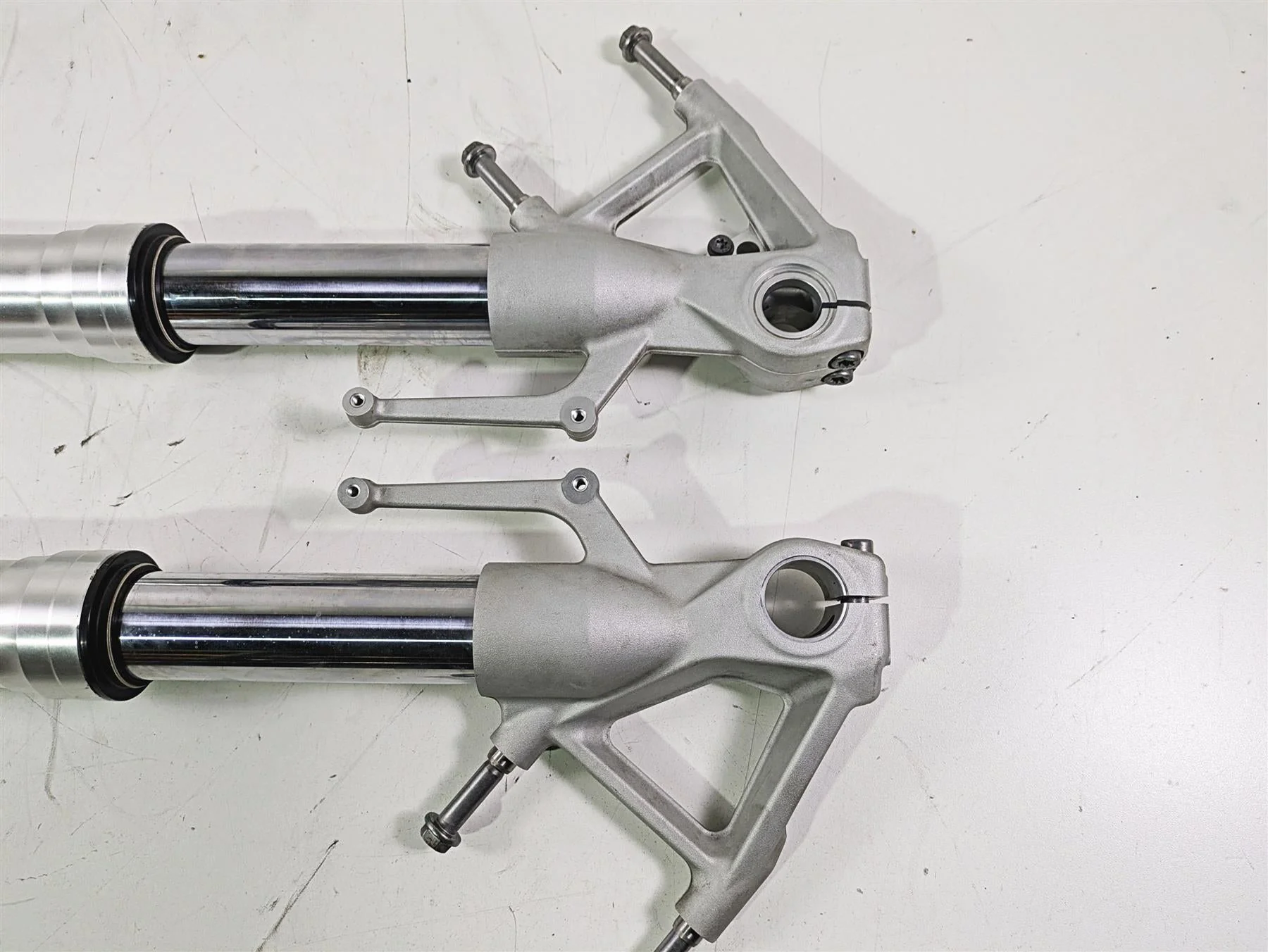 2016 BMW R1200RS K54 Straight Front Fork Leg Set 31428566563 31428566564 - Image 10