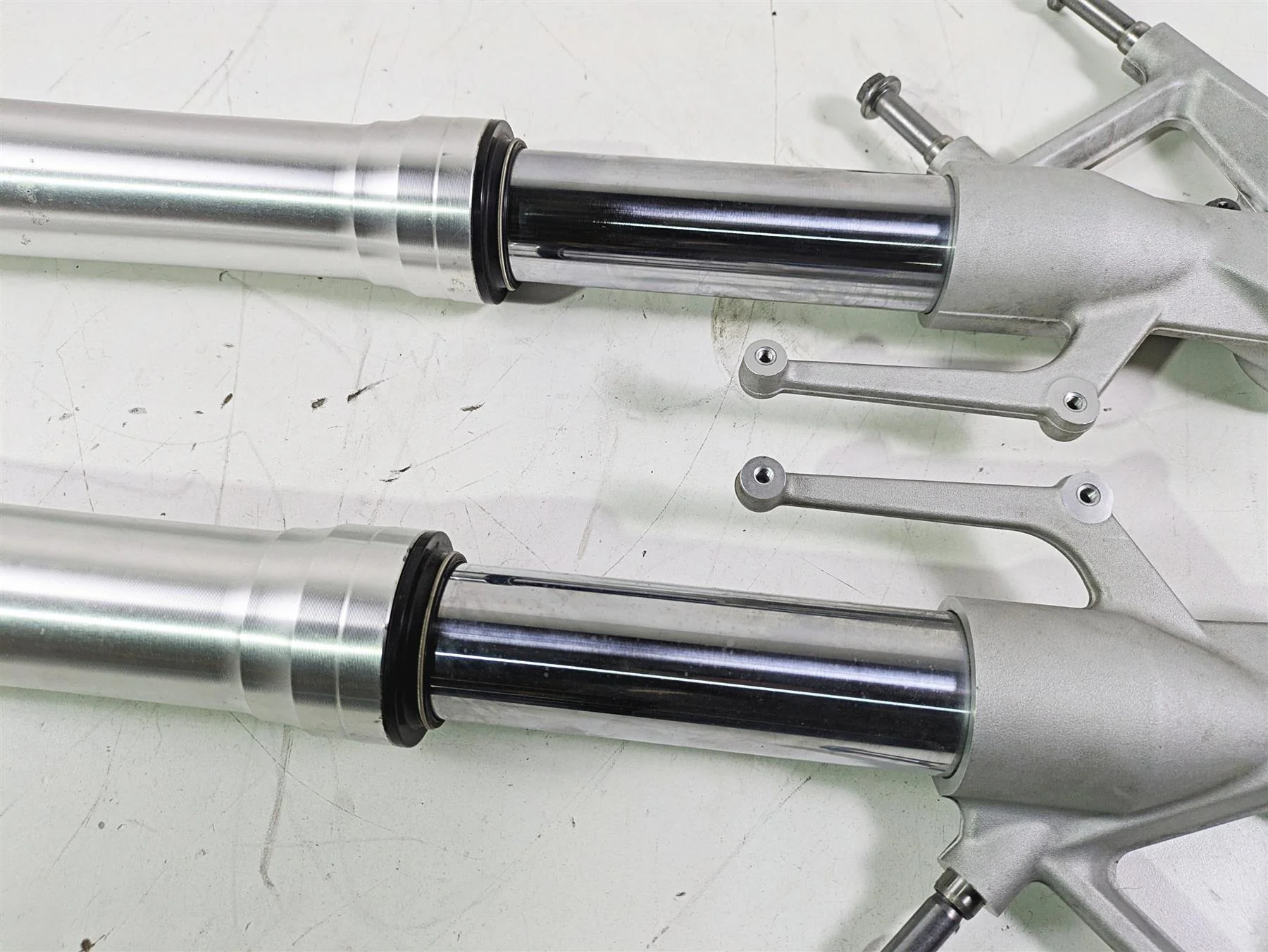 2016 BMW R1200RS K54 Straight Front Fork Leg Set 31428566563 31428566564 - Image 11