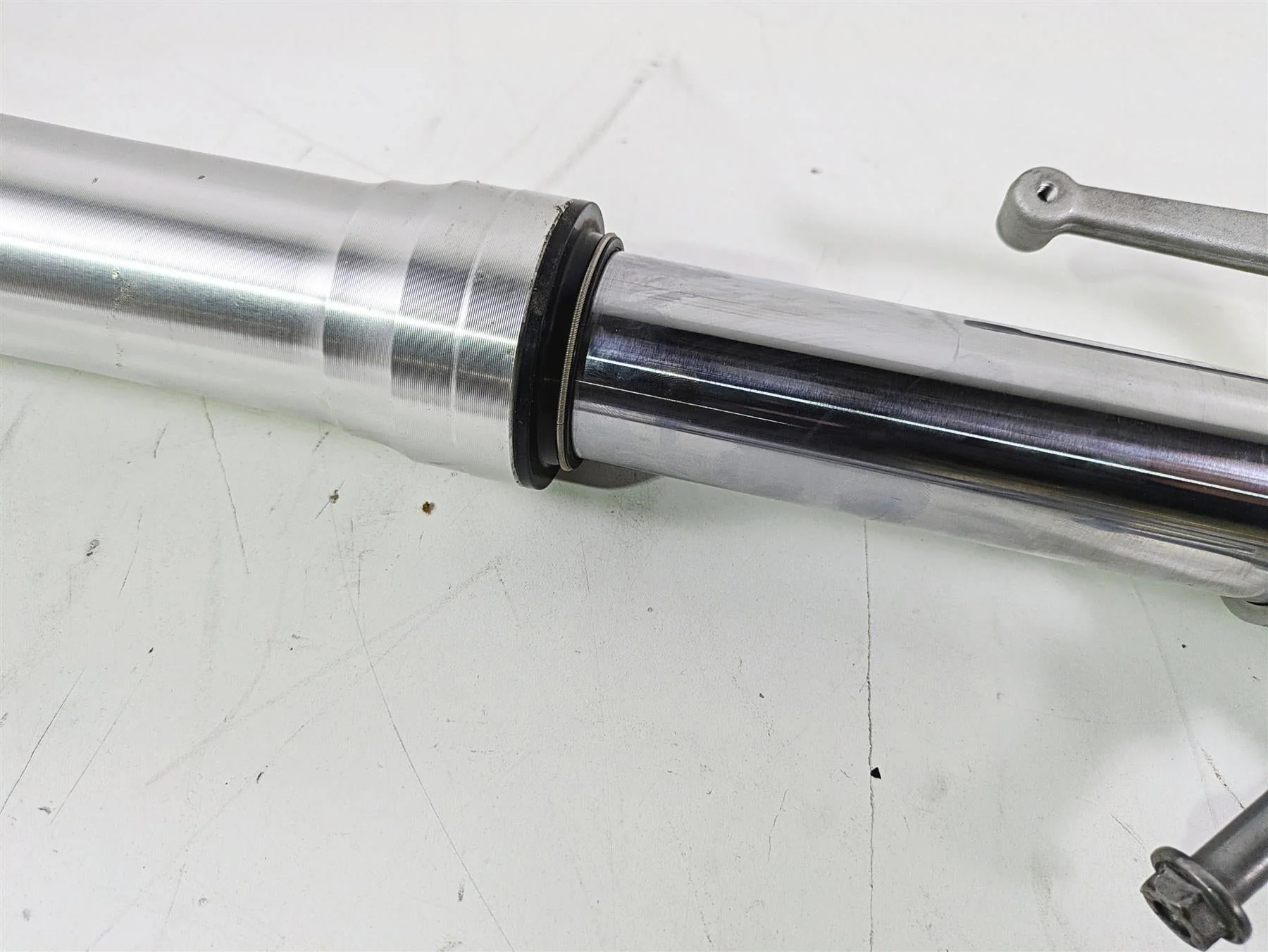 2016 BMW R1200RS K54 Straight Front Fork Leg Set 31428566563 31428566564 - Image 5