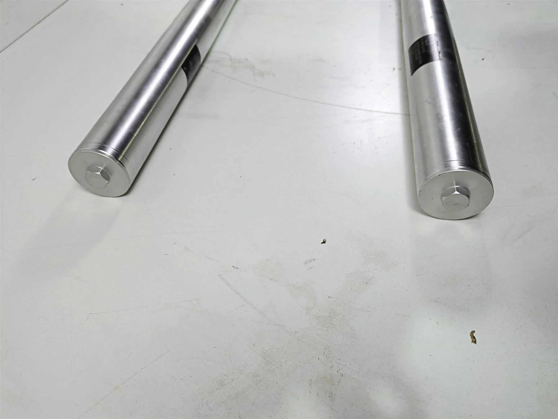 2016 BMW R1200RS K54 Straight Front Fork Leg Set 31428566563 31428566564 - Image 8
