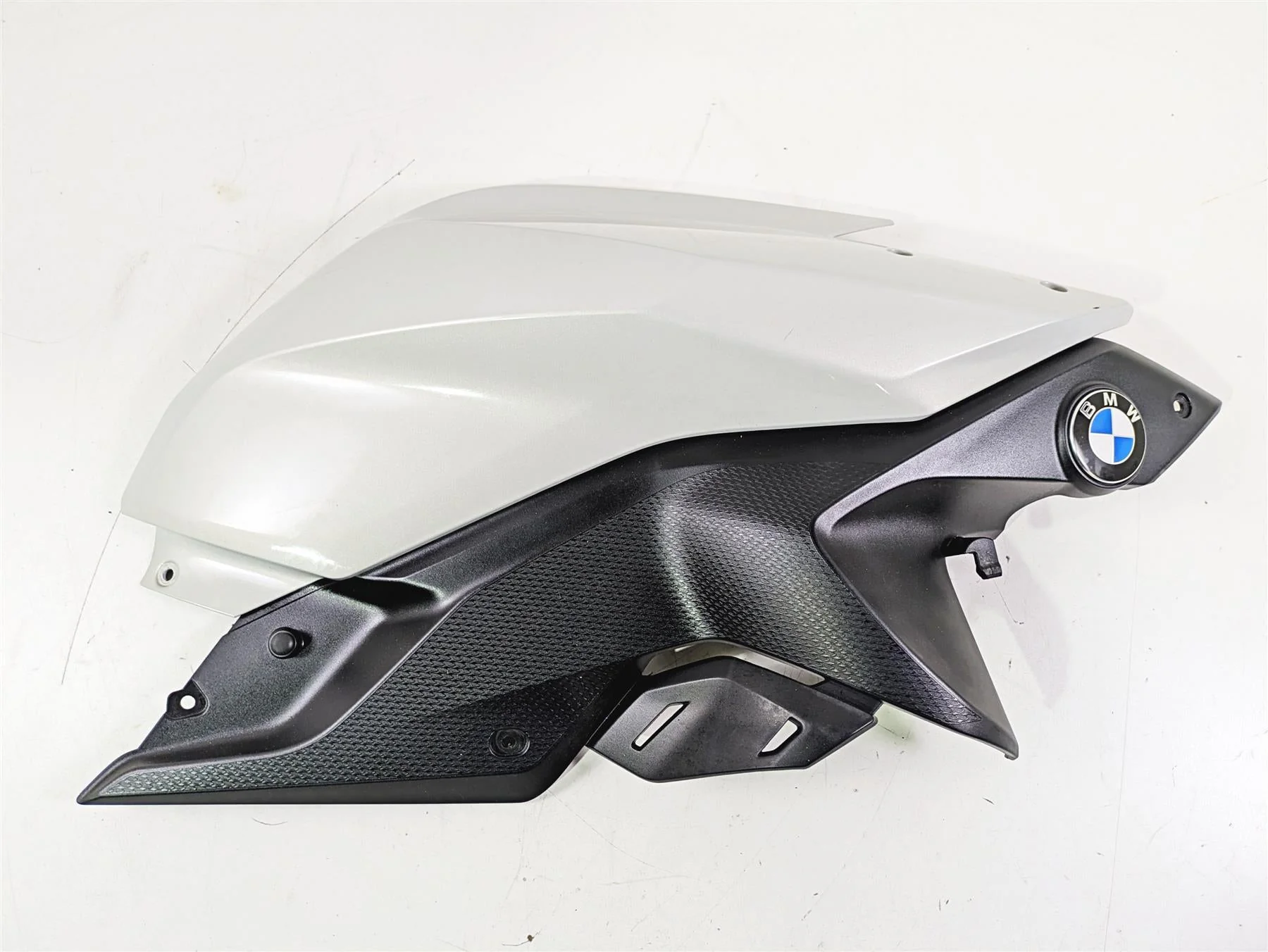 2016 BMW R1200RS K54 Tank Right Side Fairing Cover 46638548066