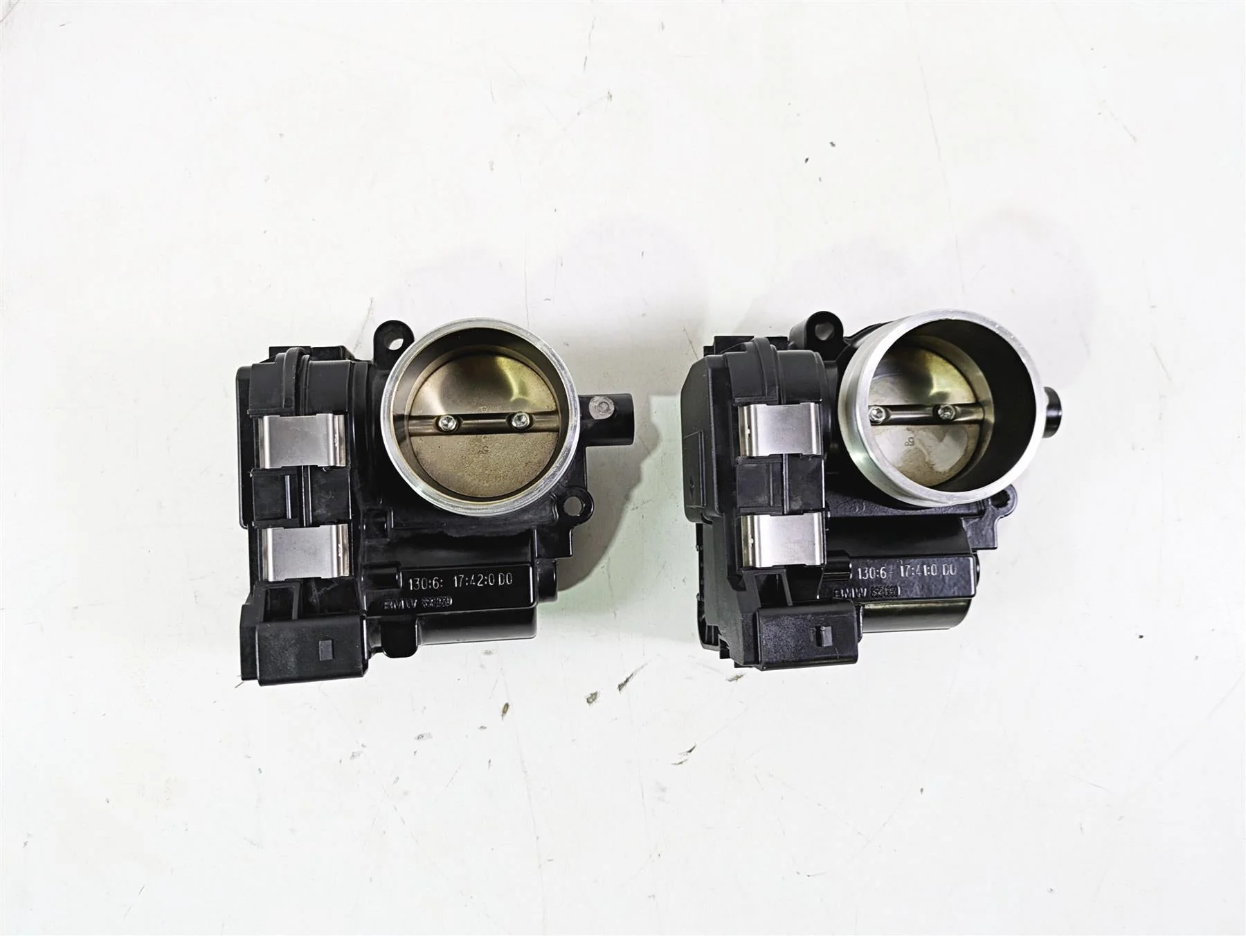 2016 BMW R1200RS K54 Throttle Bodies Body Fuel Injection 13548564959 - Image 4