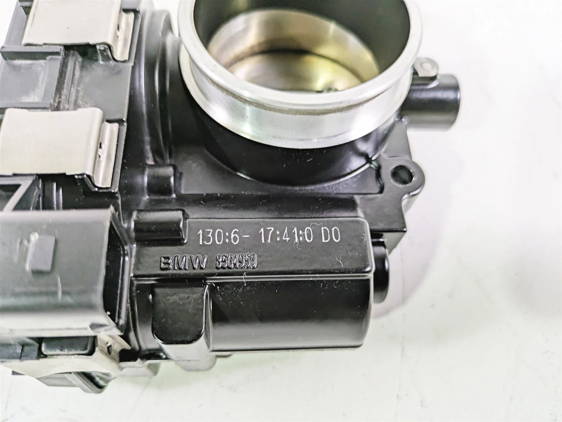 2016 BMW R1200RS K54 Throttle Bodies Body Fuel Injection 13548564959 - Image 5