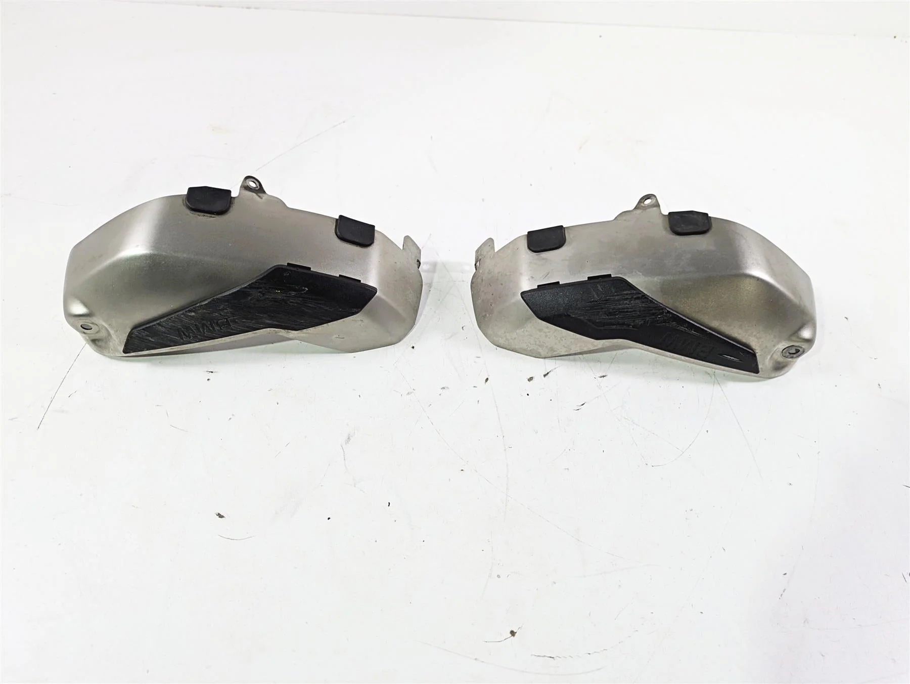 2016 BMW R1200RS K54 Valve Cover Protection Guard 77142465251