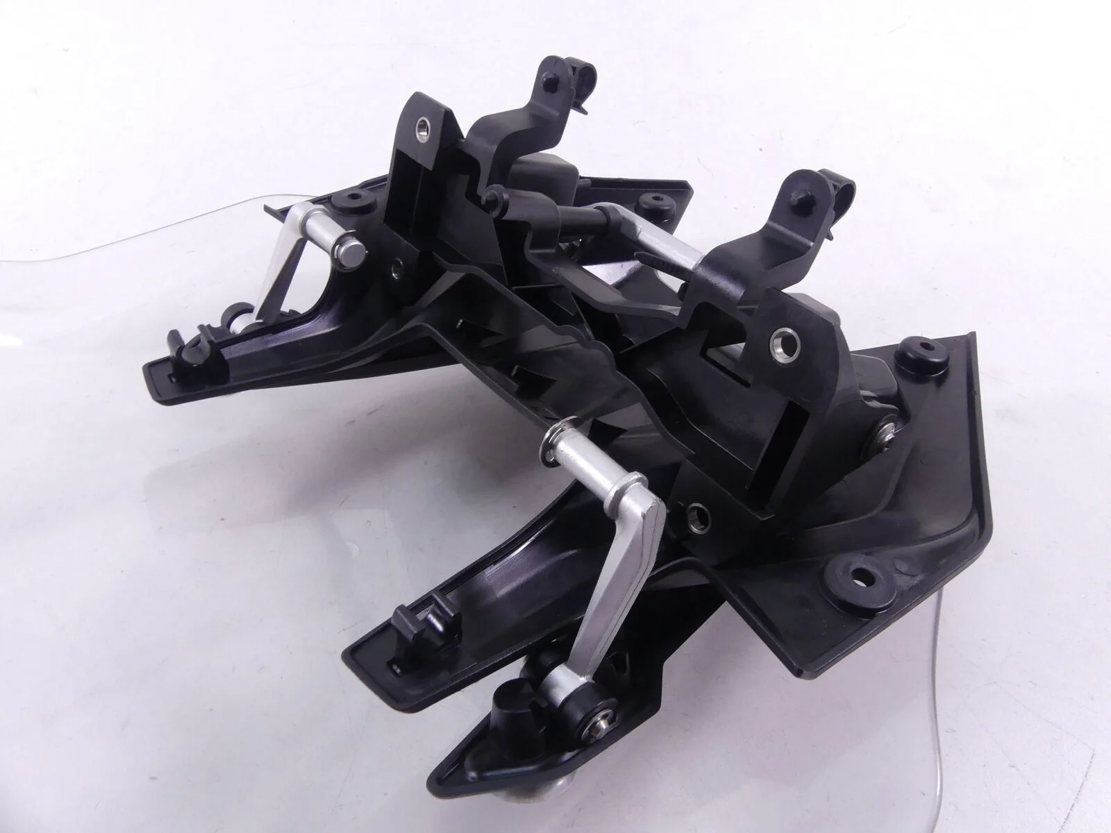 2016 BMW R1200RS K54 Windshield & Mount Holder Bracket Set 46638545307 - Image 3