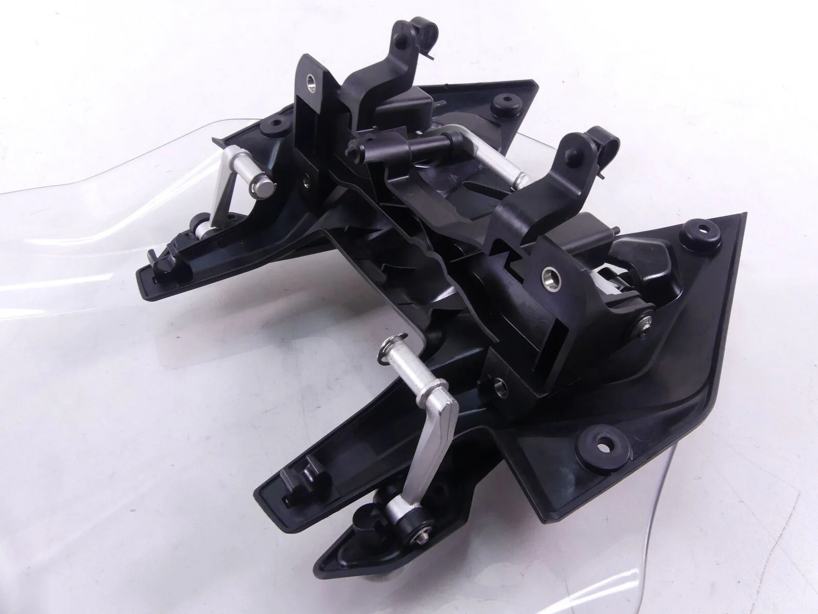 2016 BMW R1200RS K54 Windshield & Mount Holder Bracket Set 46638545307 - Image 5